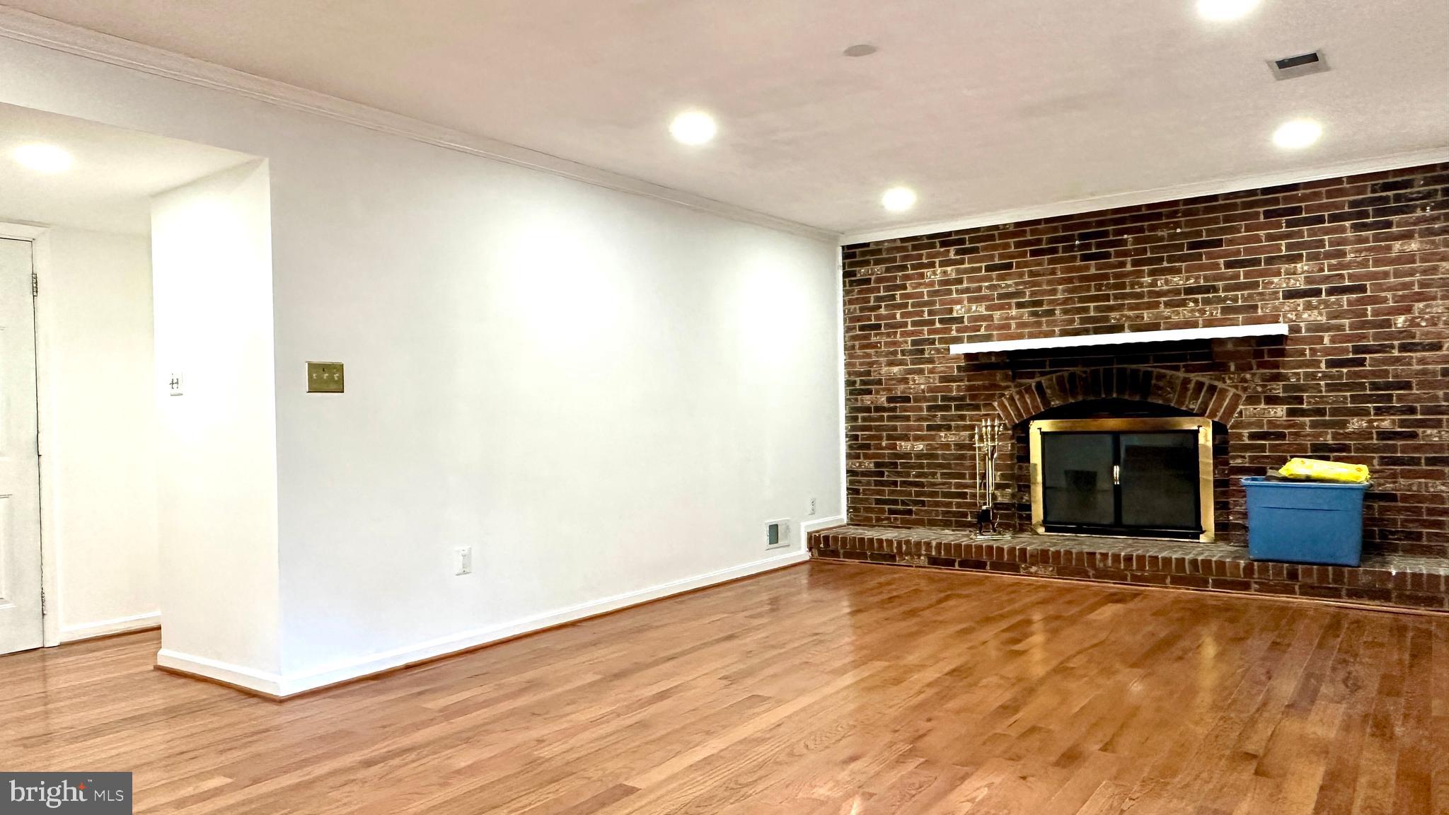 CHURCHILL TOWN SECTOR - Residential