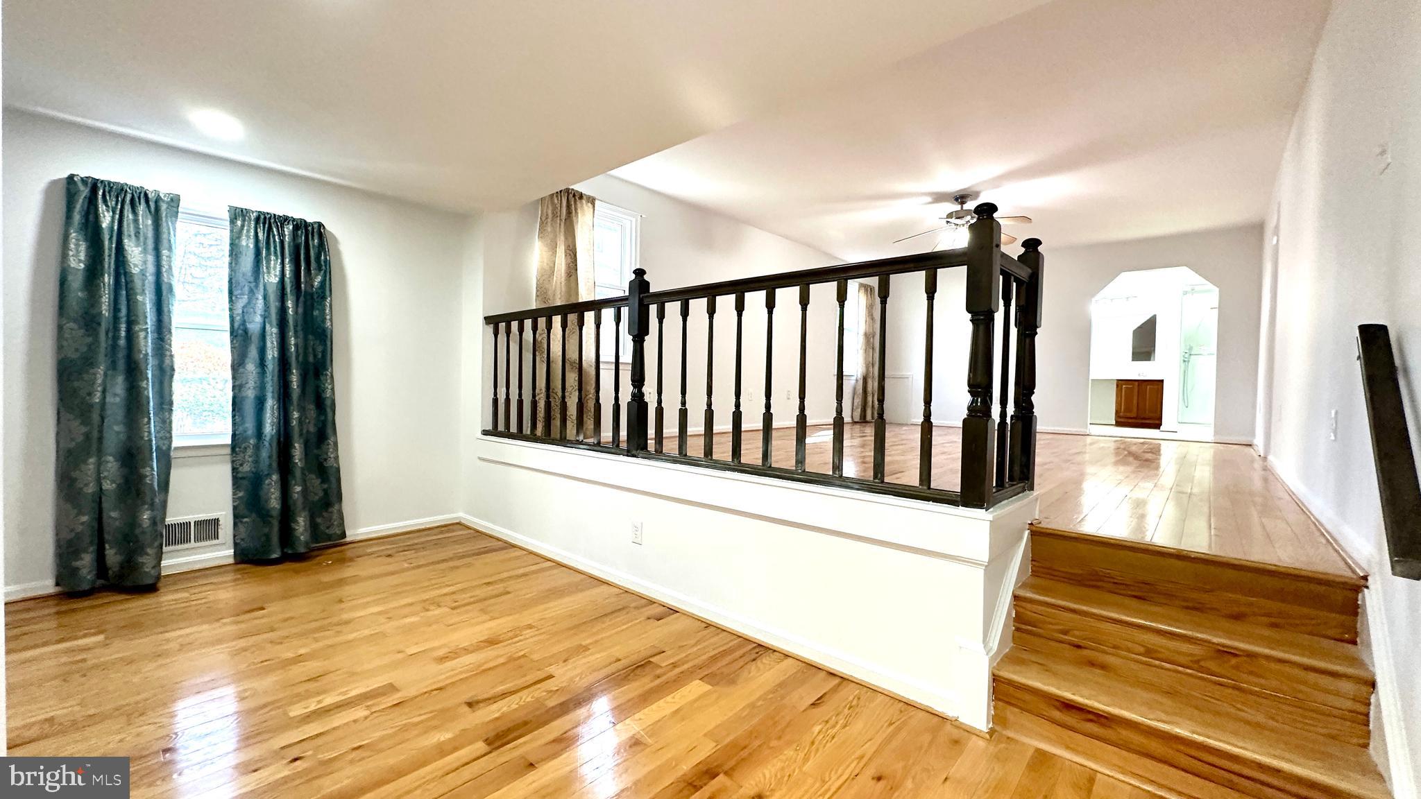 CHURCHILL TOWN SECTOR - Residential