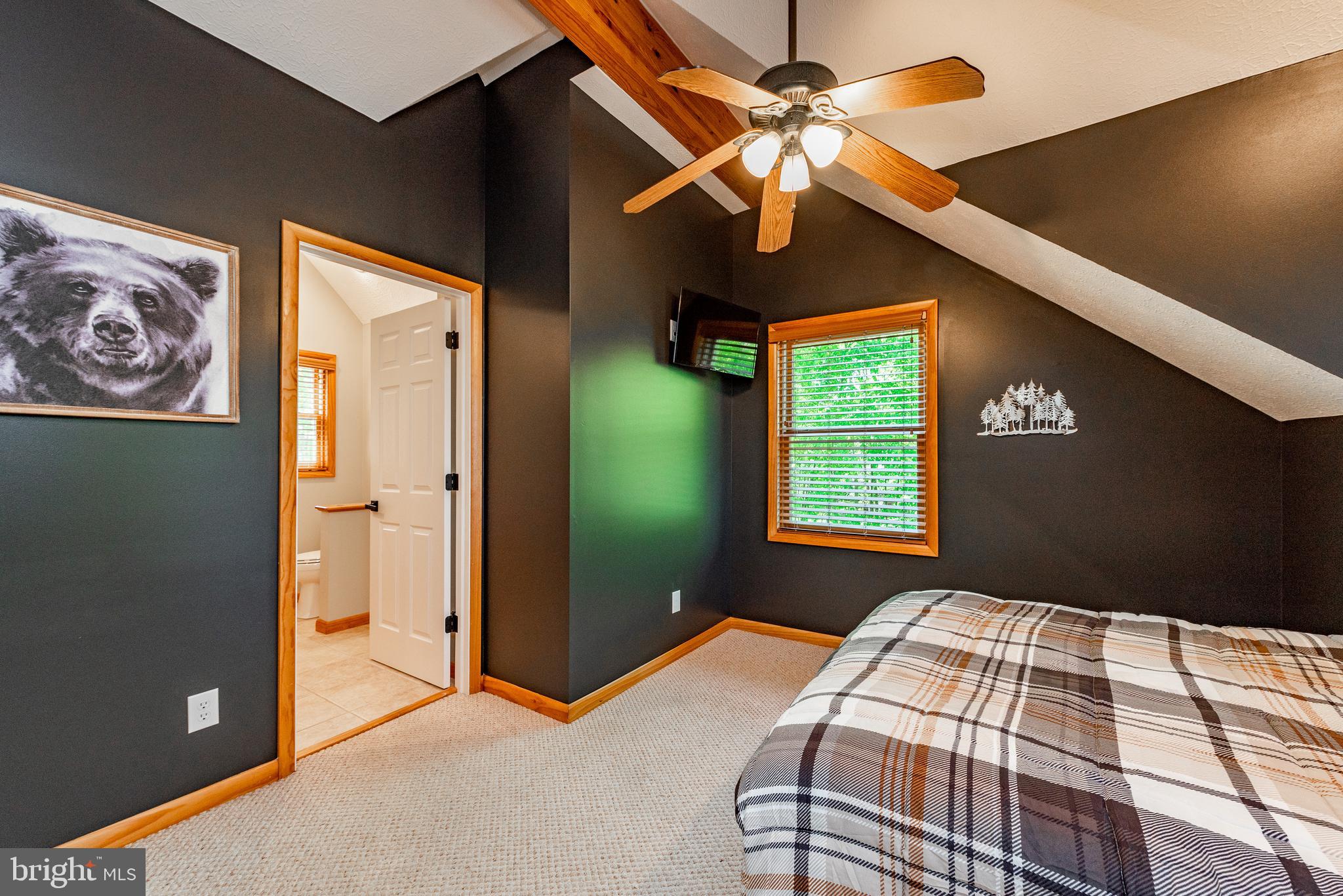 THE PINNACLE - Residential