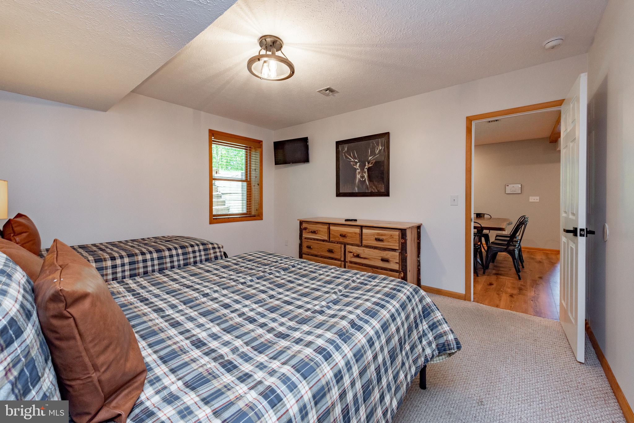 THE PINNACLE - Residential