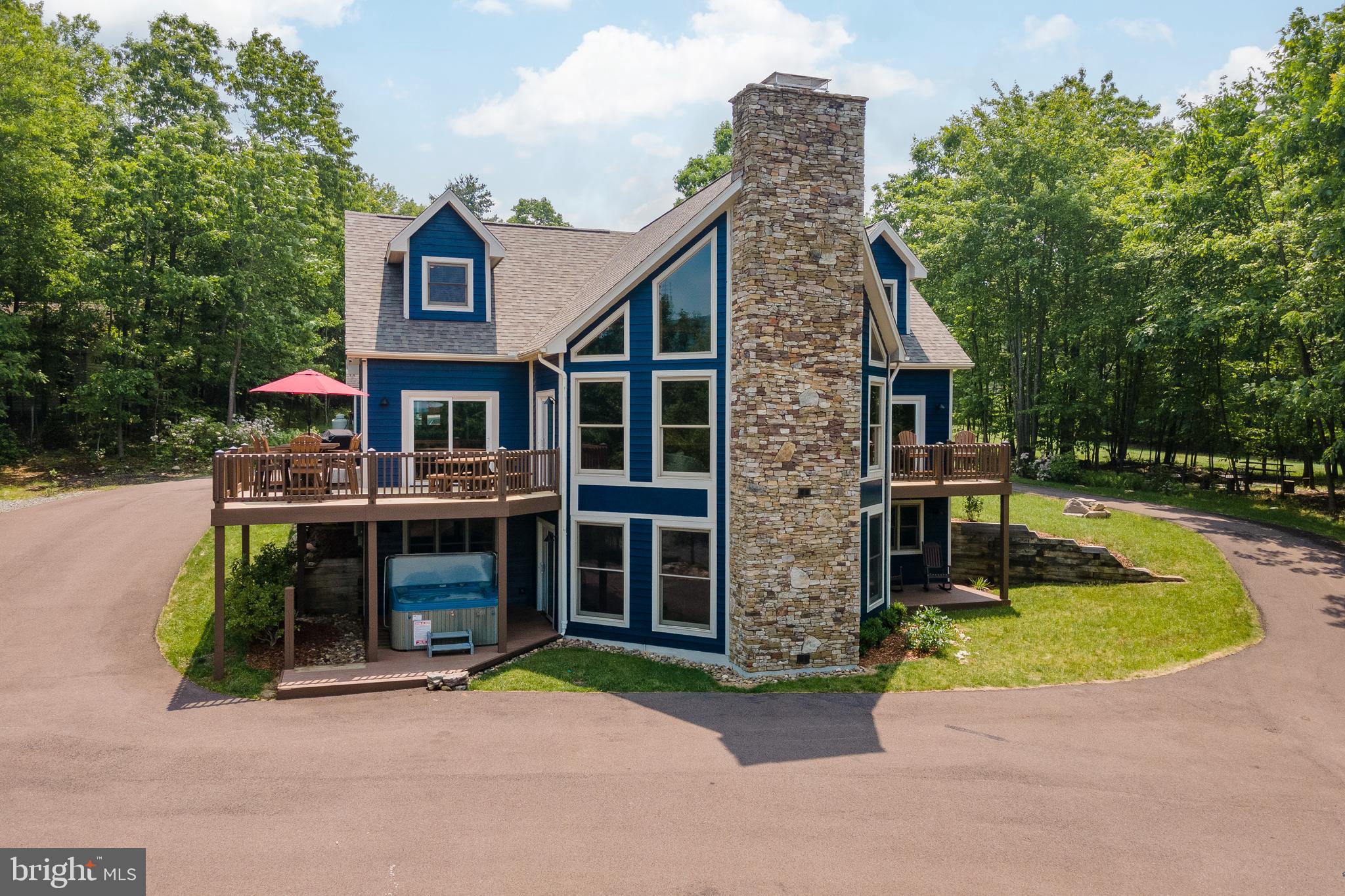 204 PINNACLE DRIVE