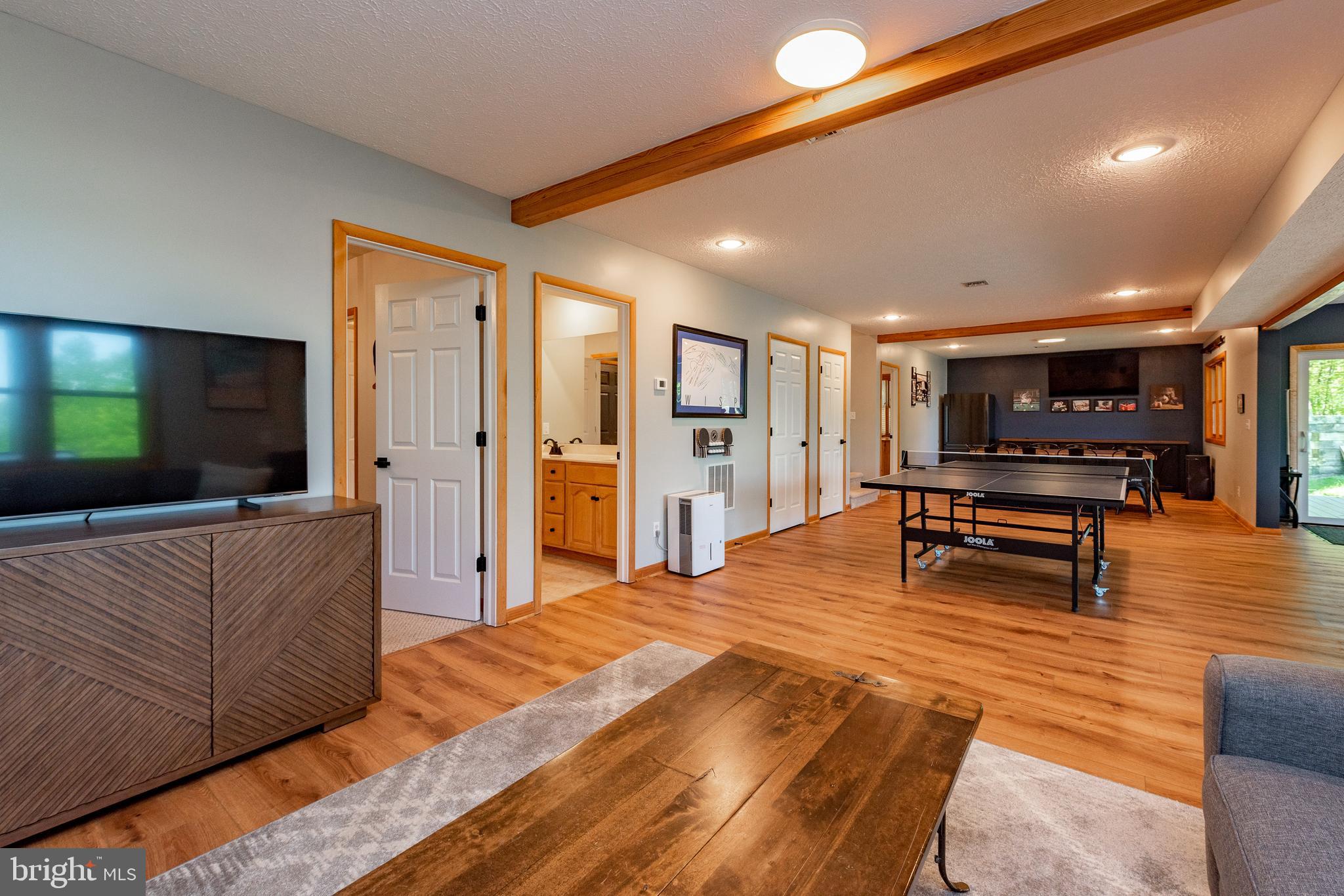 THE PINNACLE - Residential