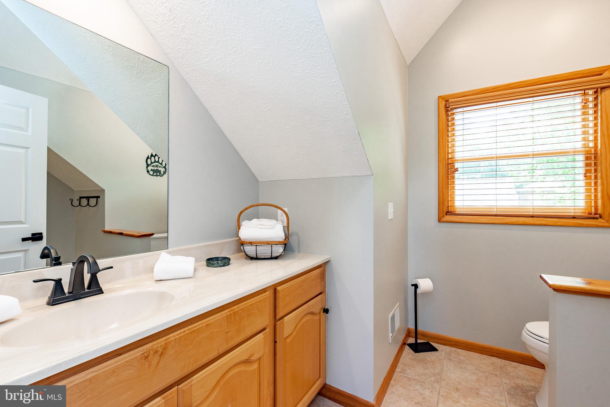 THE PINNACLE - Residential