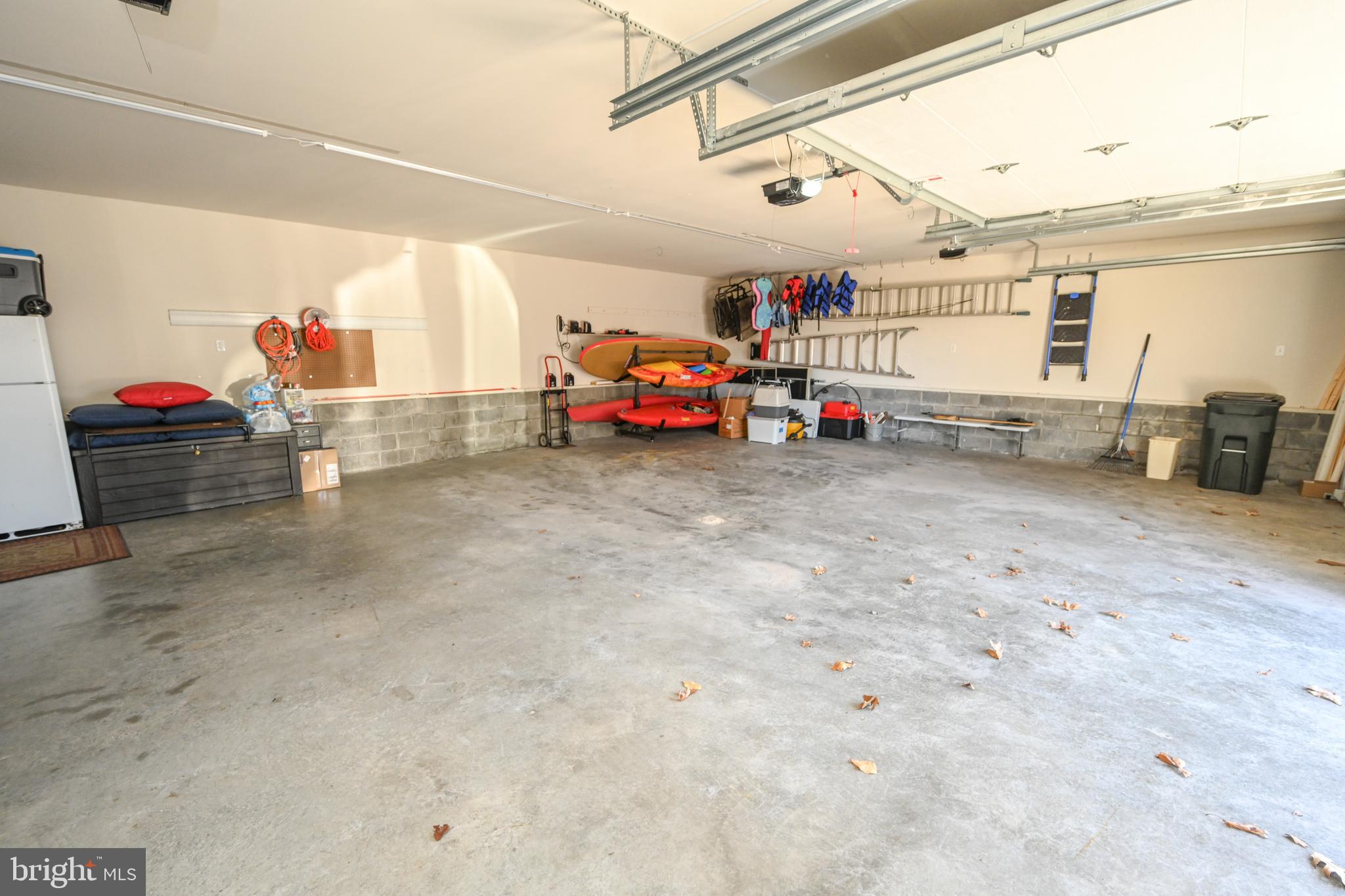 THE PINNACLE - Residential