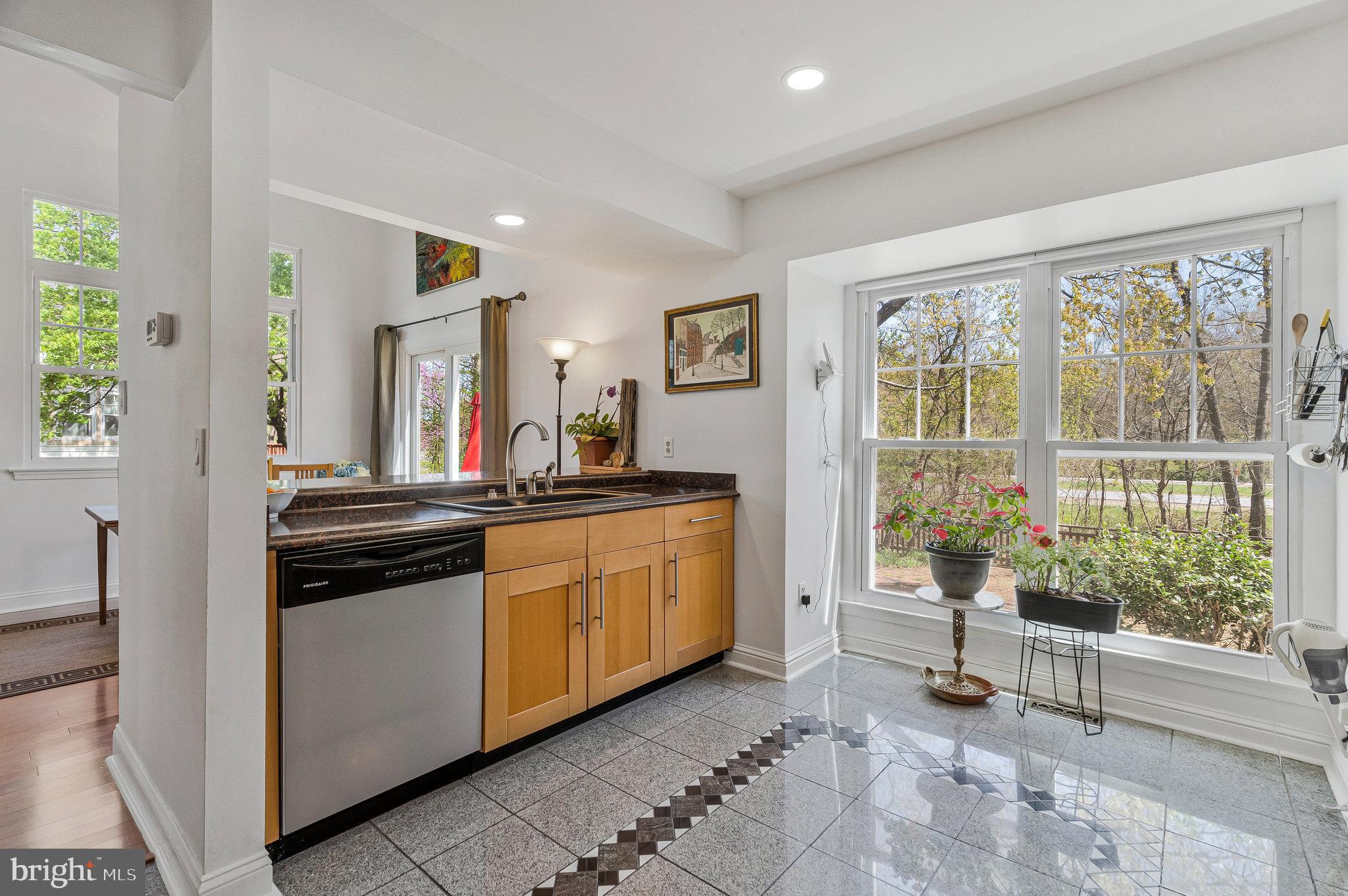 COUNTRYSIDE - Residential