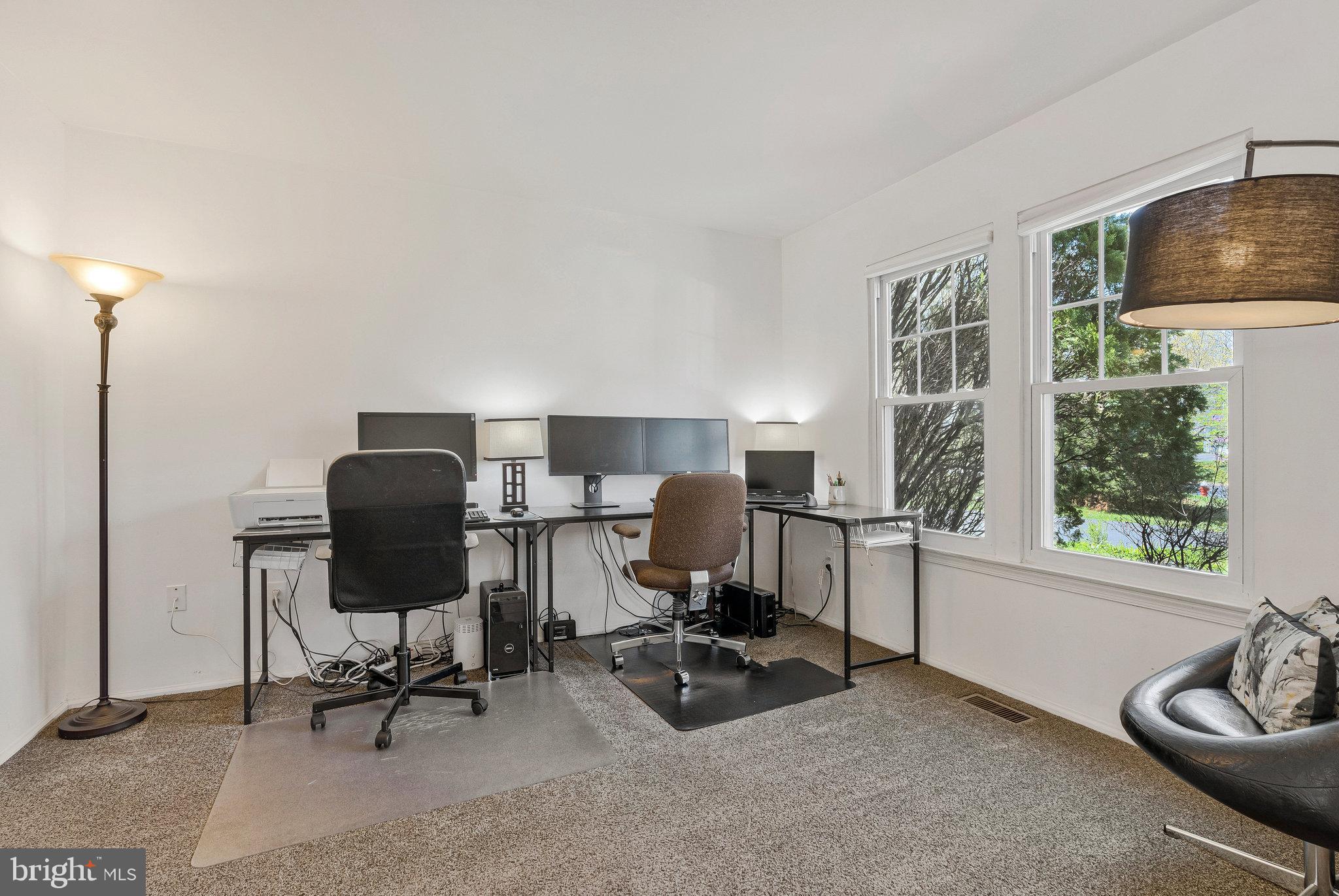 COUNTRYSIDE - Residential