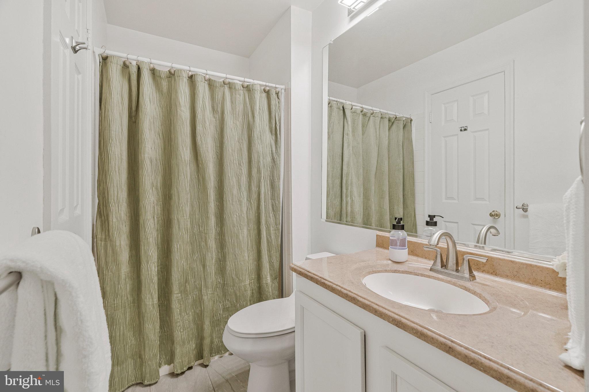 COUNTRYSIDE - Residential