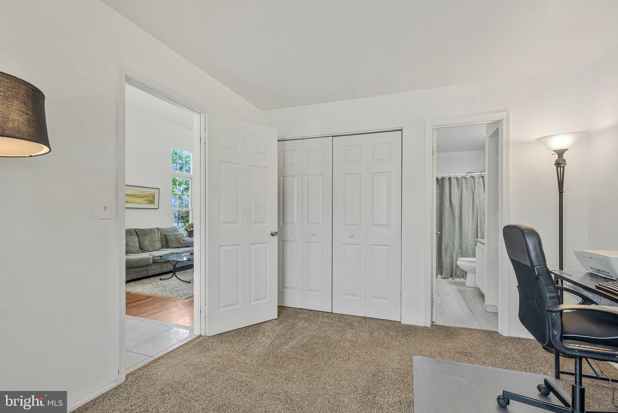 COUNTRYSIDE - Residential