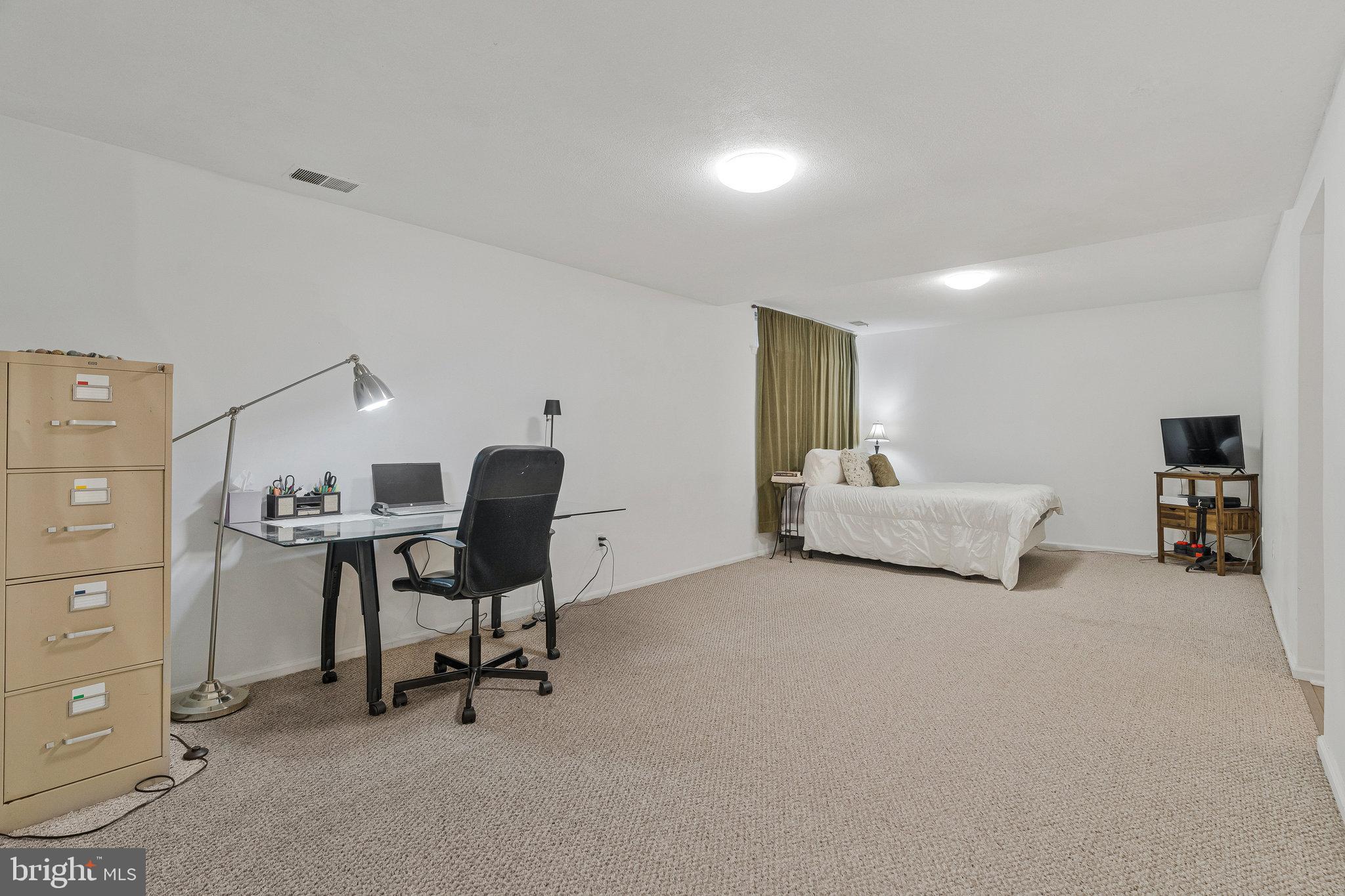 COUNTRYSIDE - Residential