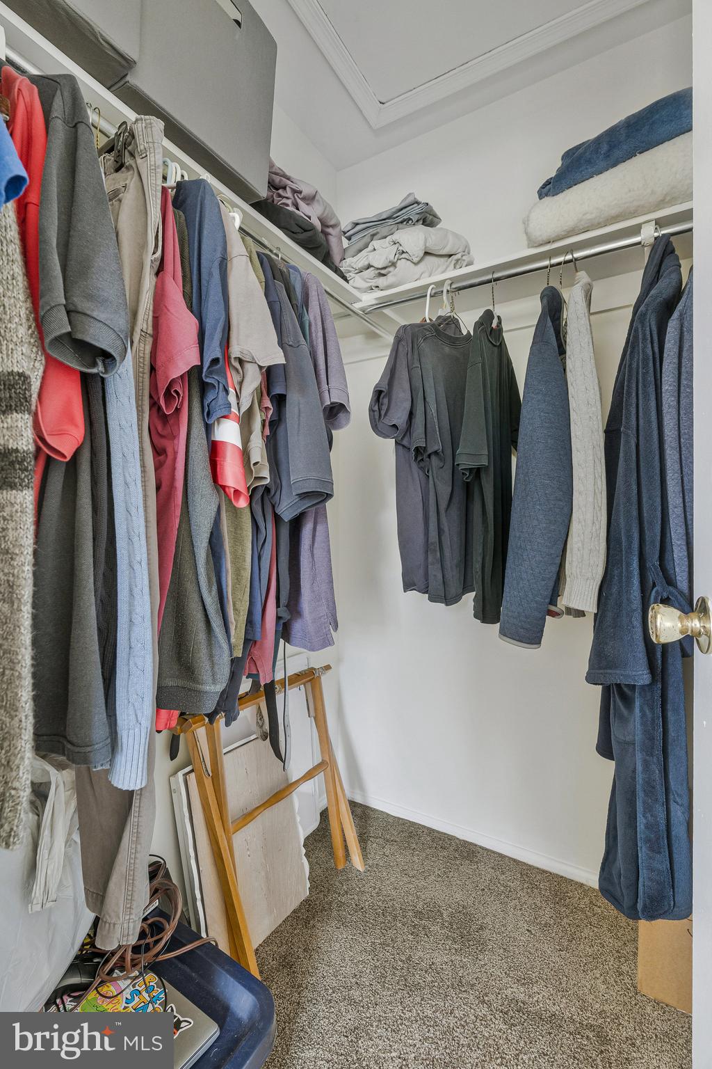 COUNTRYSIDE - Residential