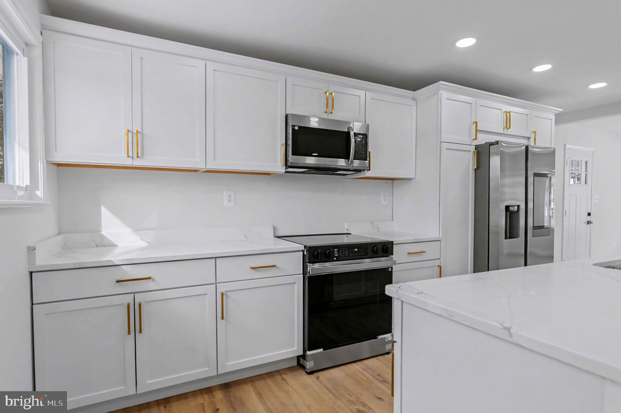 OAKWOOD KNOLLS - Residential