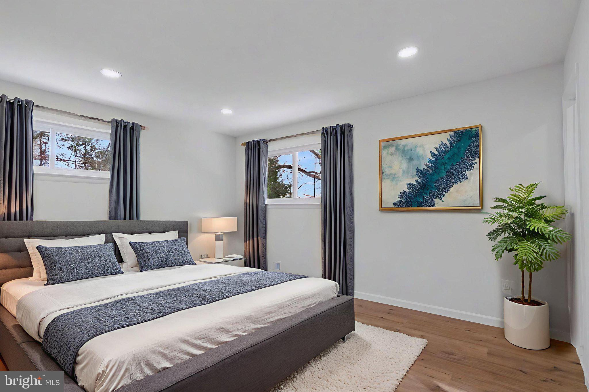 OAKWOOD KNOLLS - Residential