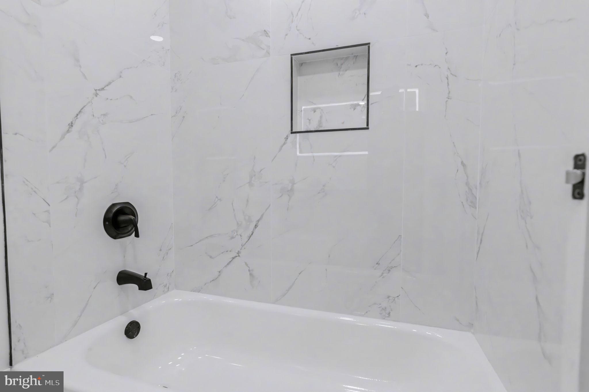 OAKWOOD KNOLLS - Residential