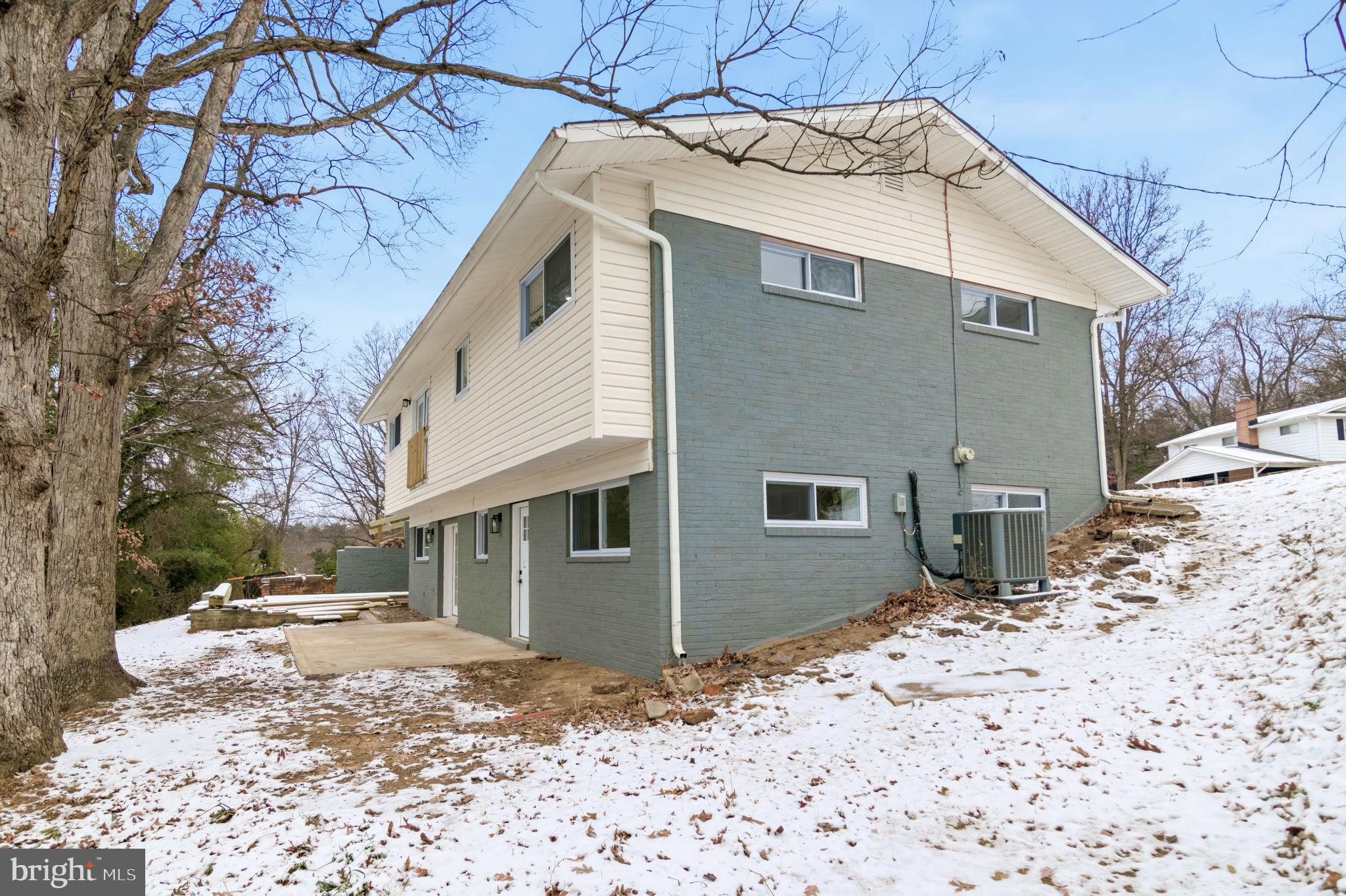 OAKWOOD KNOLLS - Residential