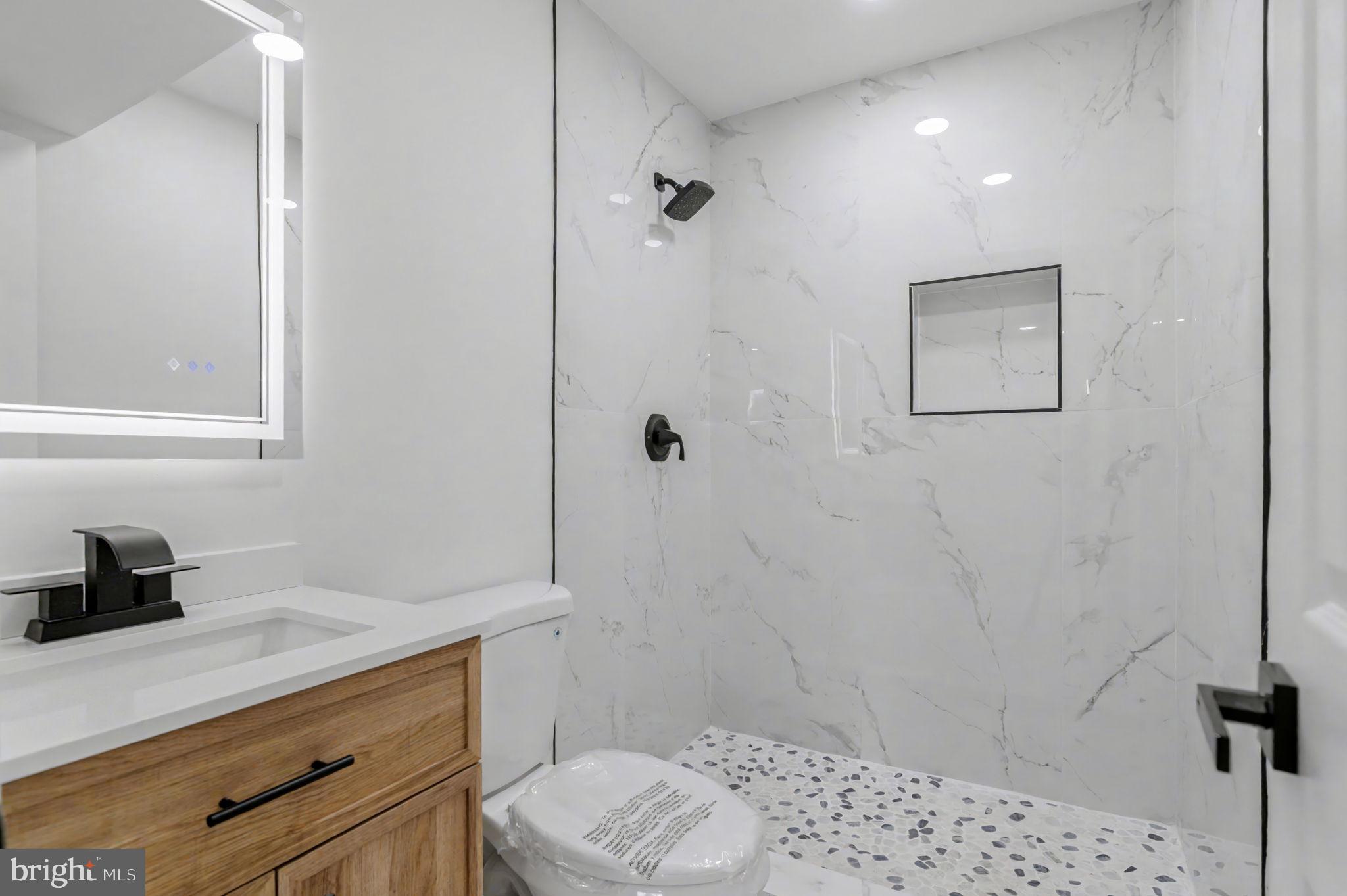 OAKWOOD KNOLLS - Residential