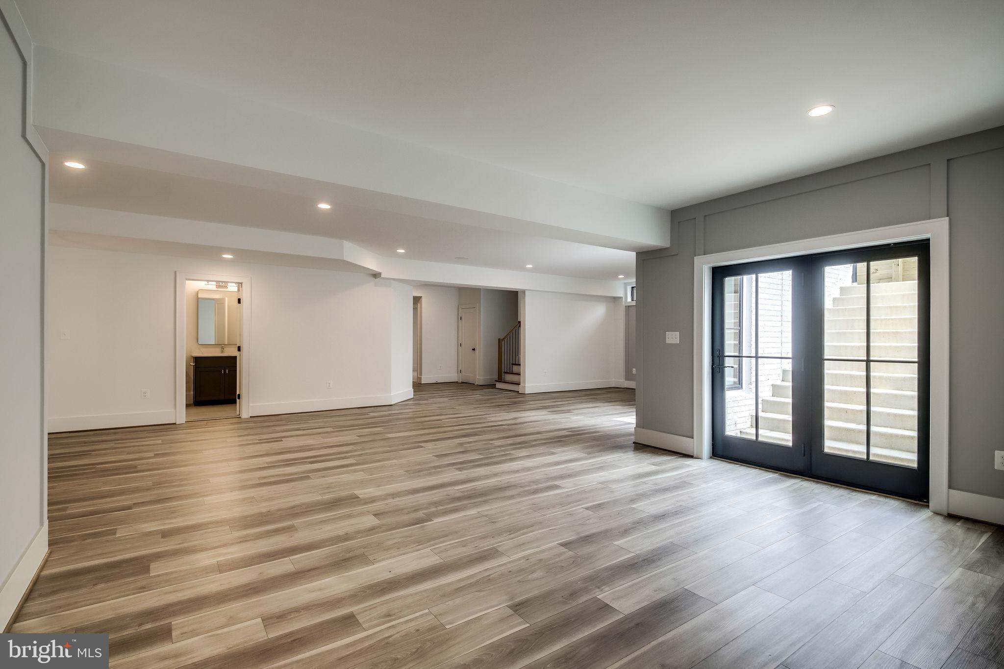 HANSBOROUGH - Residential