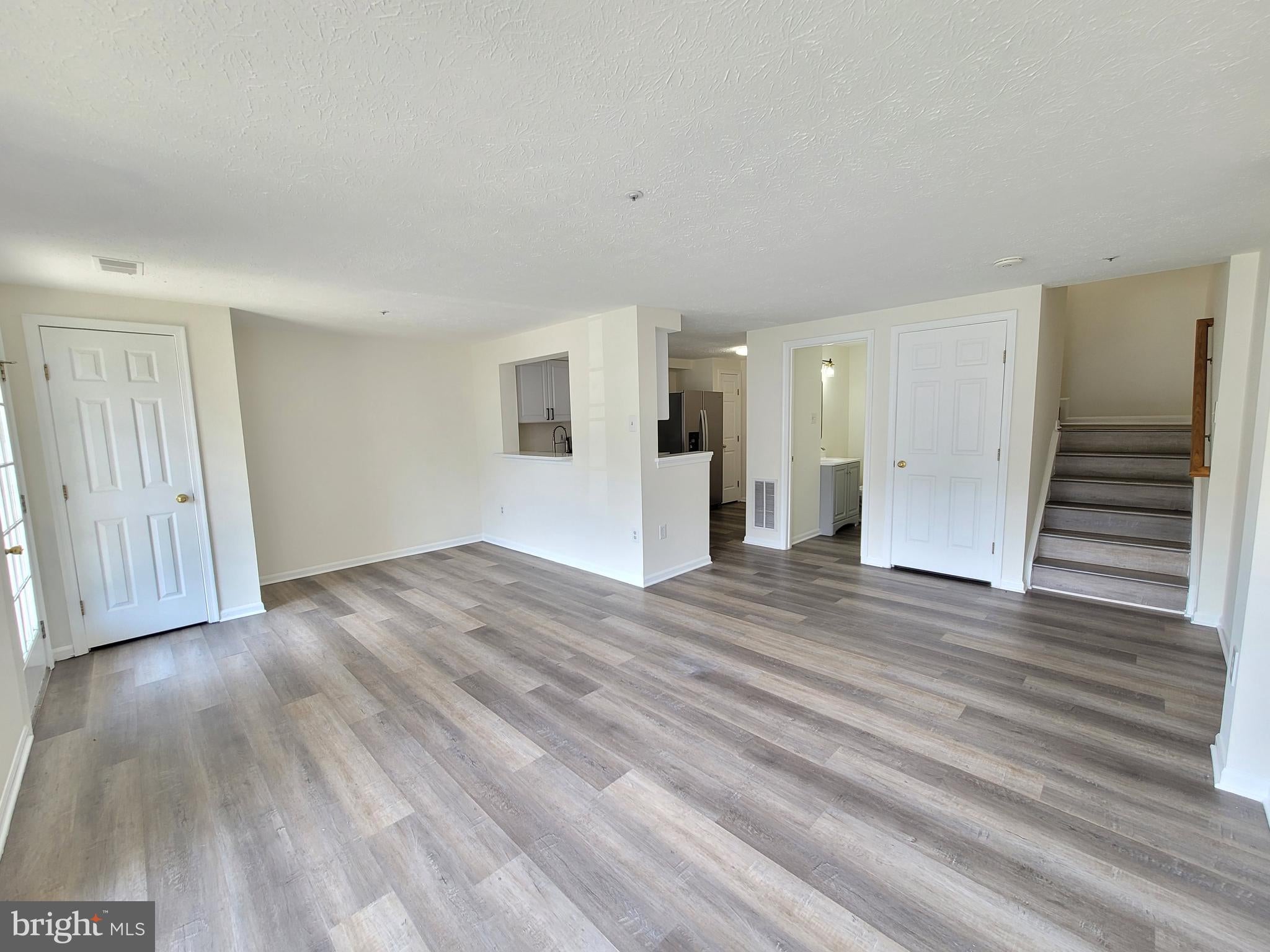 589 BOYSENBERRY LANE