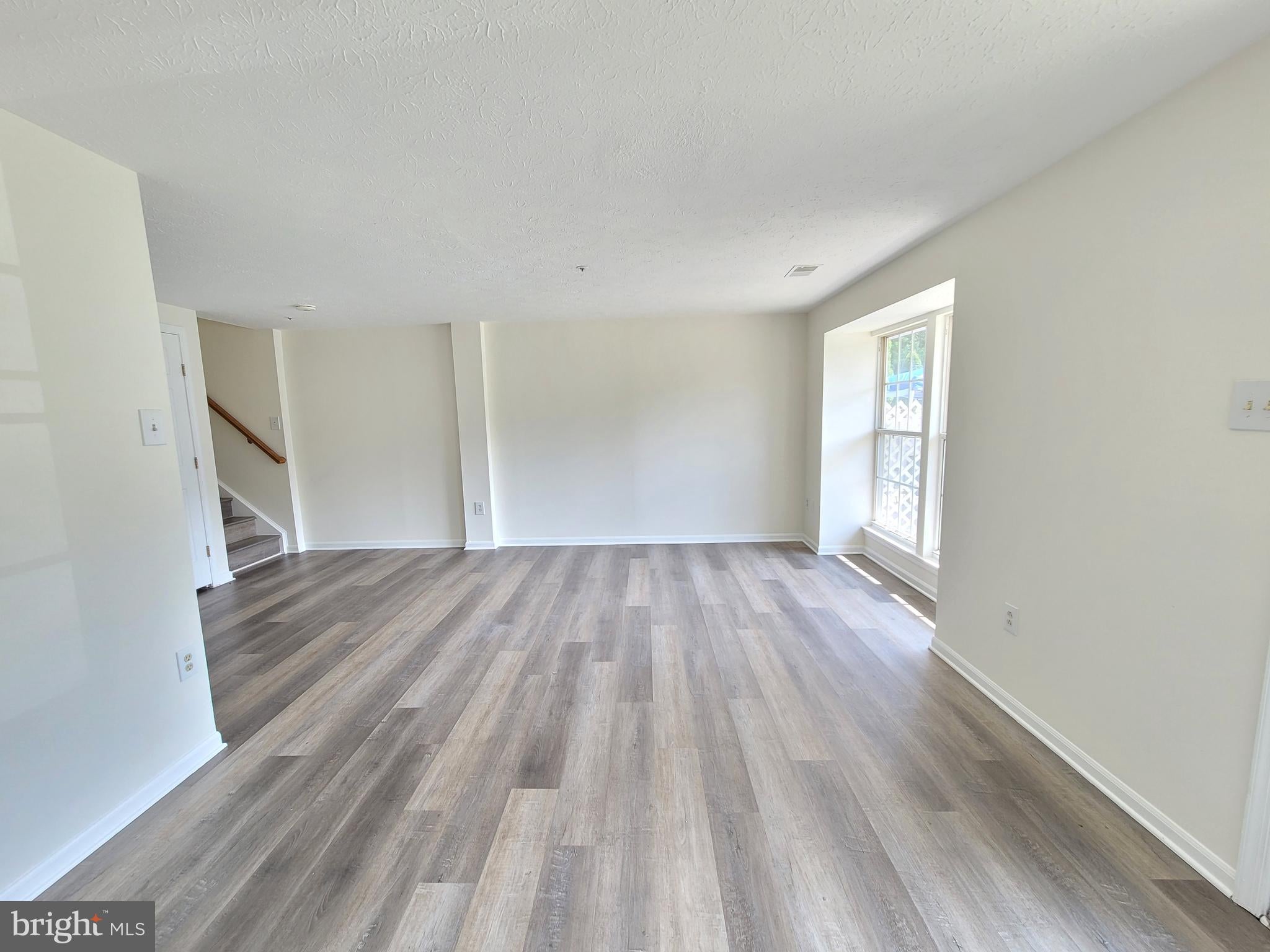 589 BOYSENBERRY LANE