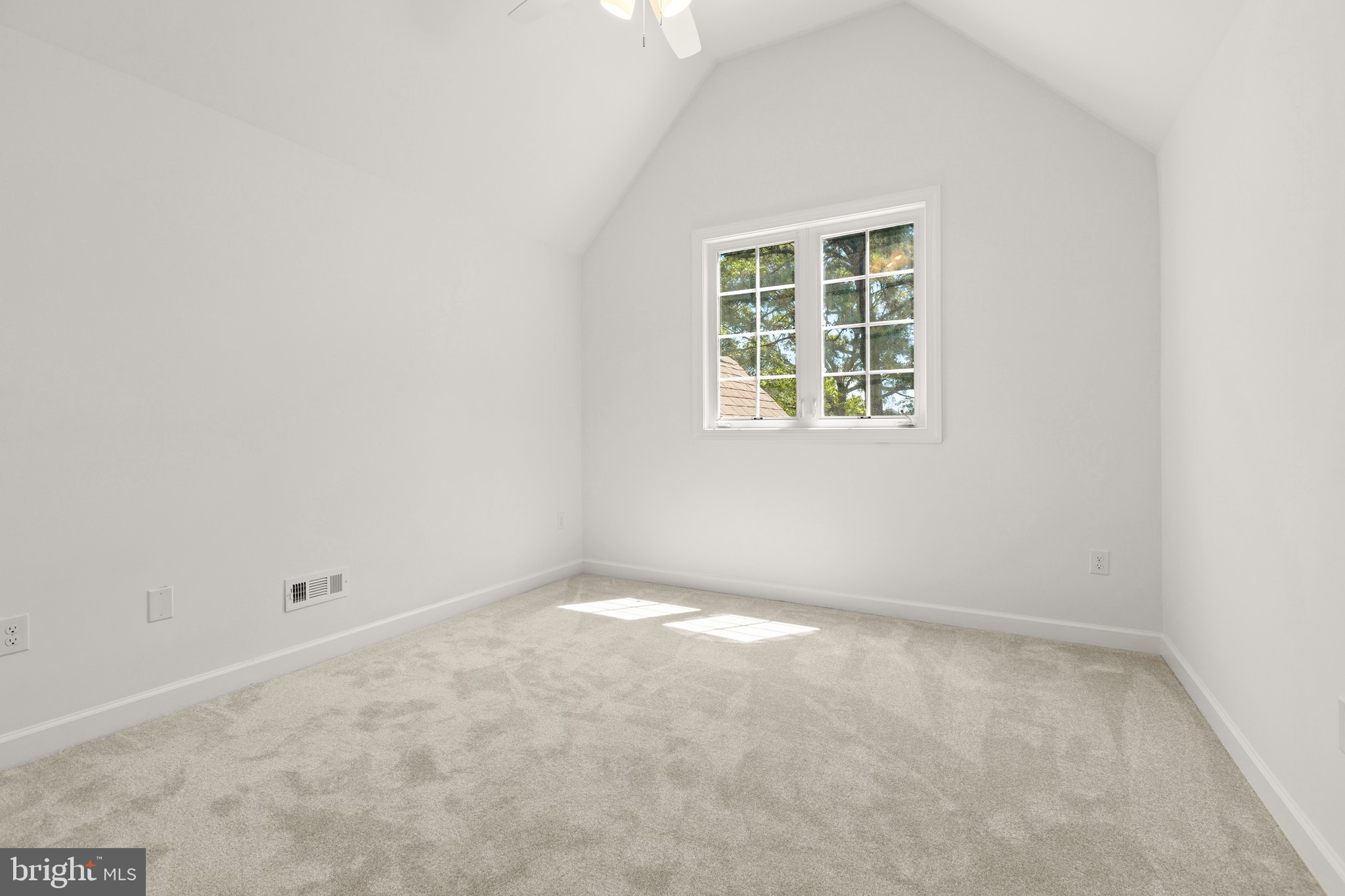 SUMMERSET - Residential