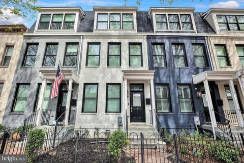 1622 E STREET SE WASHINGTON DC 20003