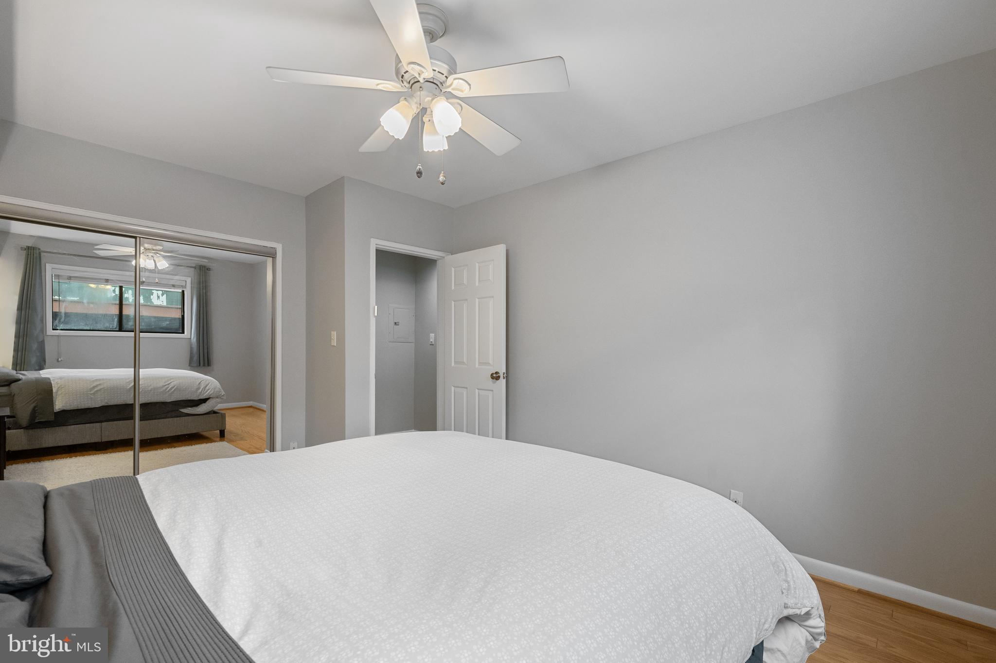 SEMINARY WALK - Residential