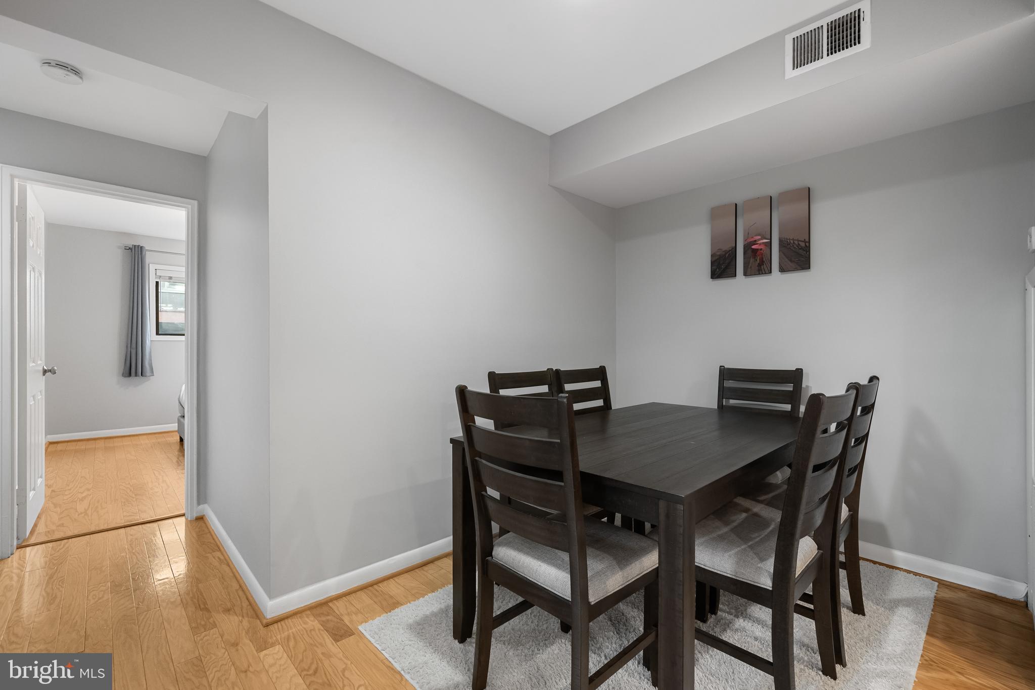 SEMINARY WALK - Residential