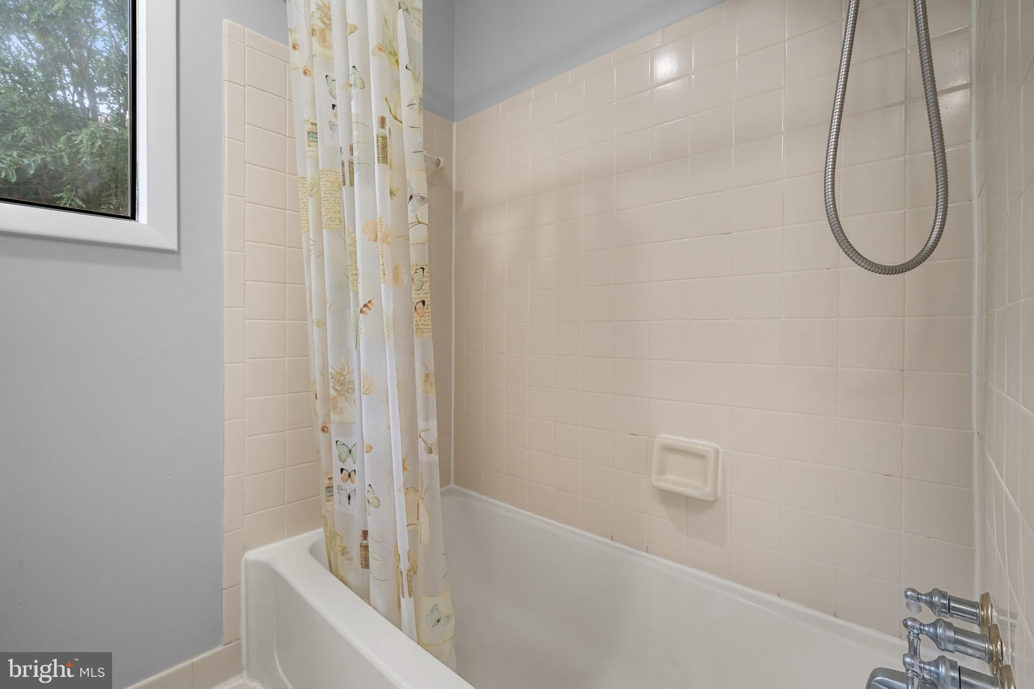 SEMINARY WALK - Residential