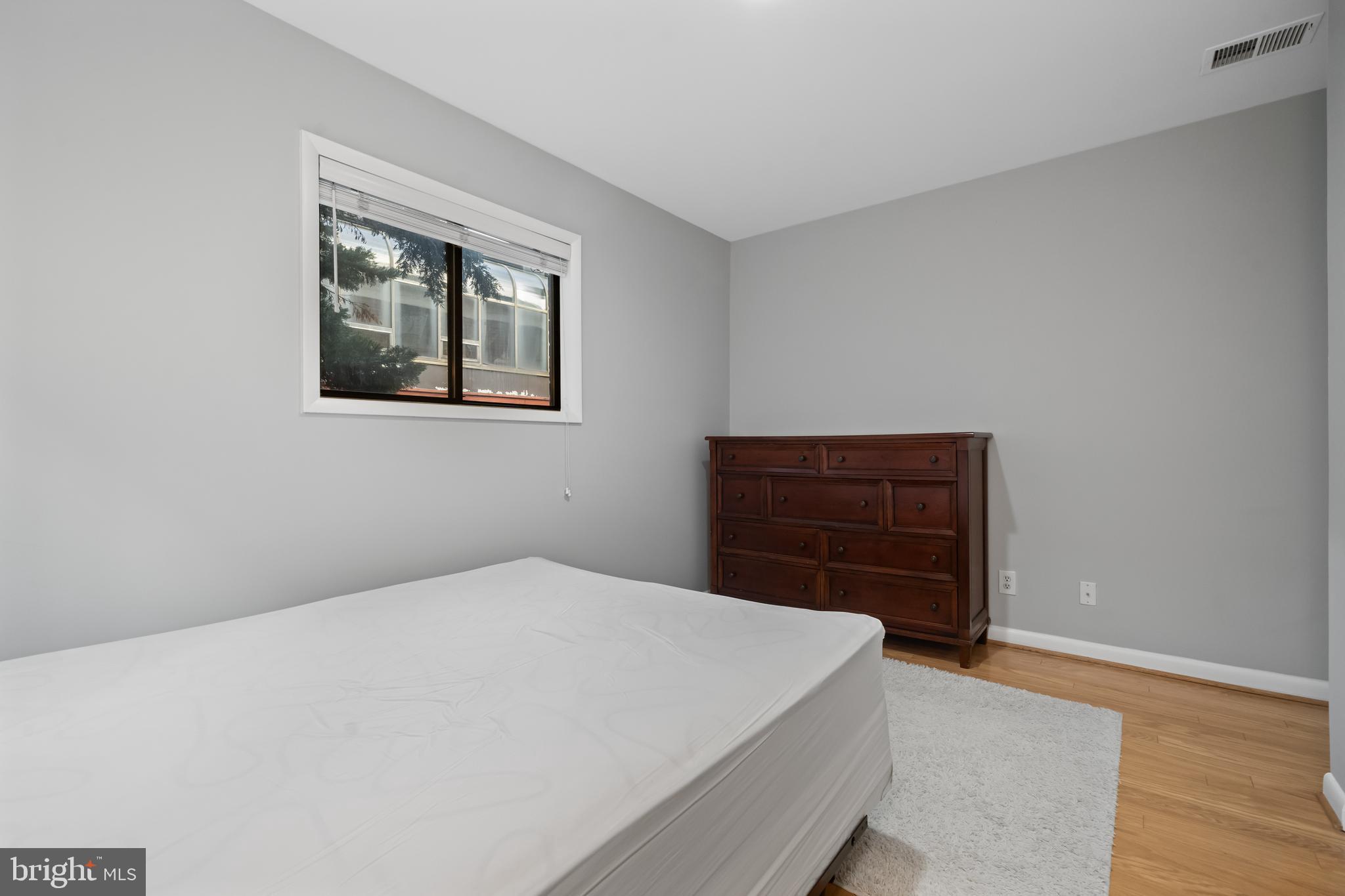 SEMINARY WALK - Residential