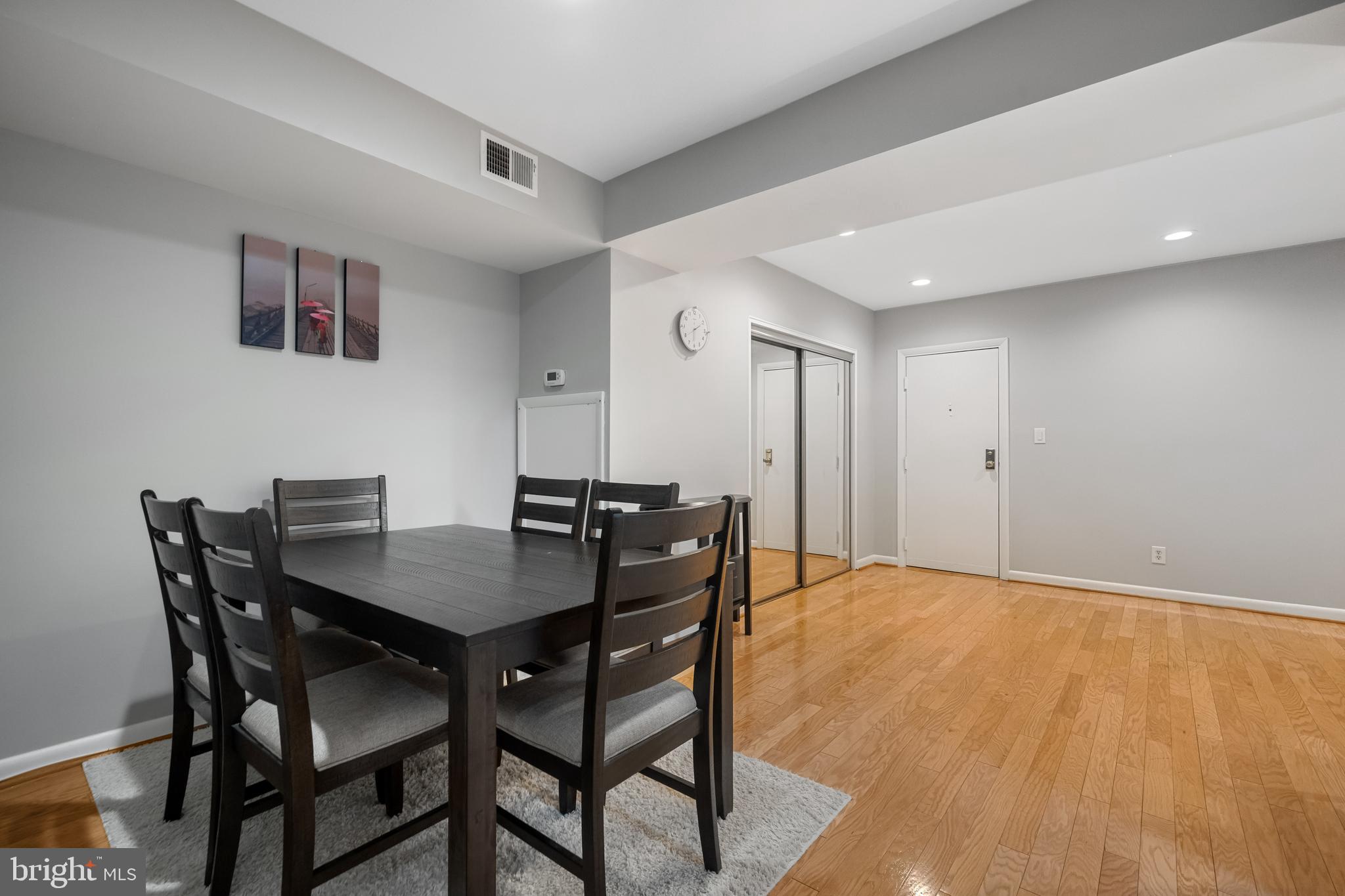 SEMINARY WALK - Residential