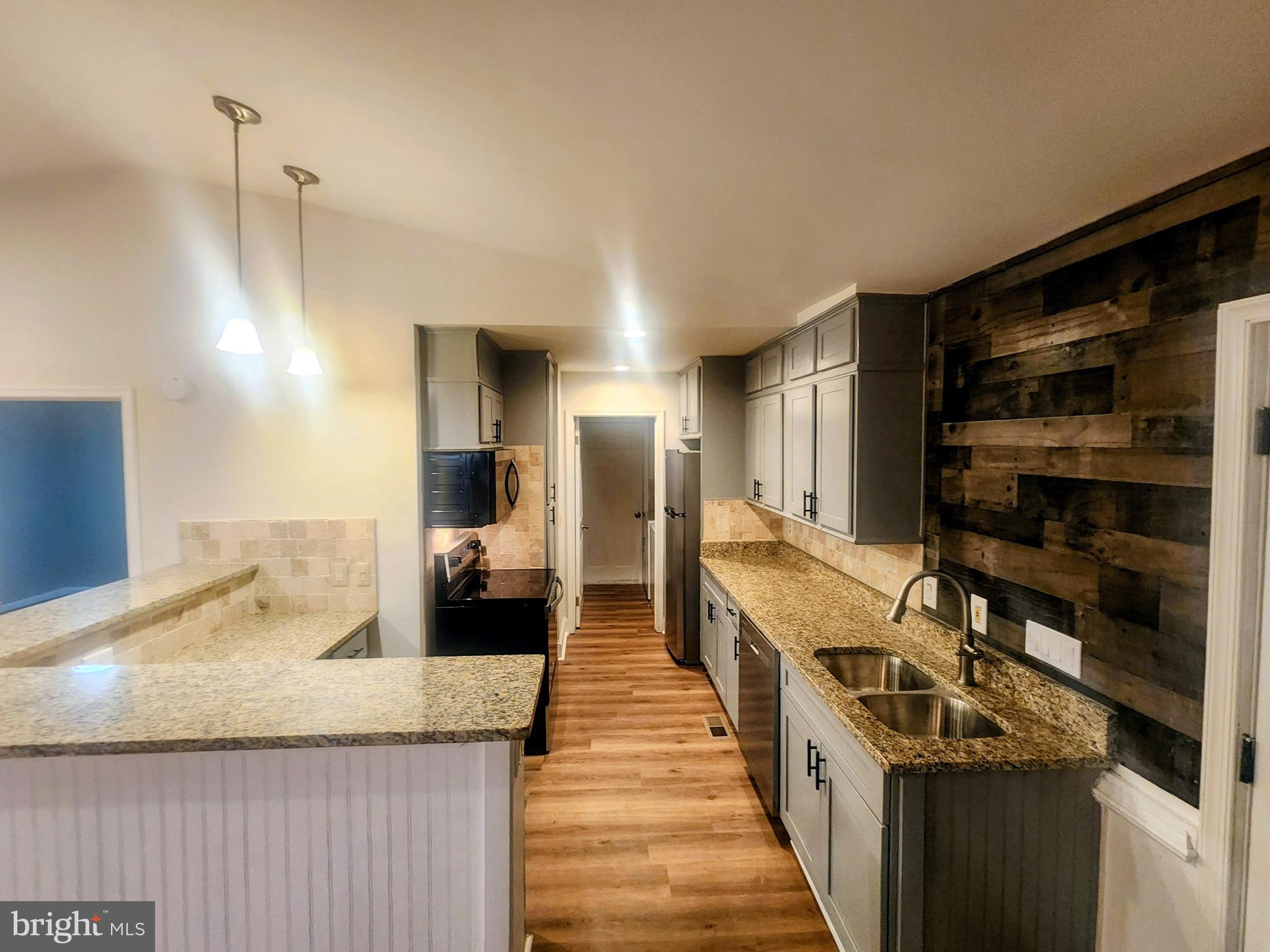 LAKE OF THE WOODS - Residential