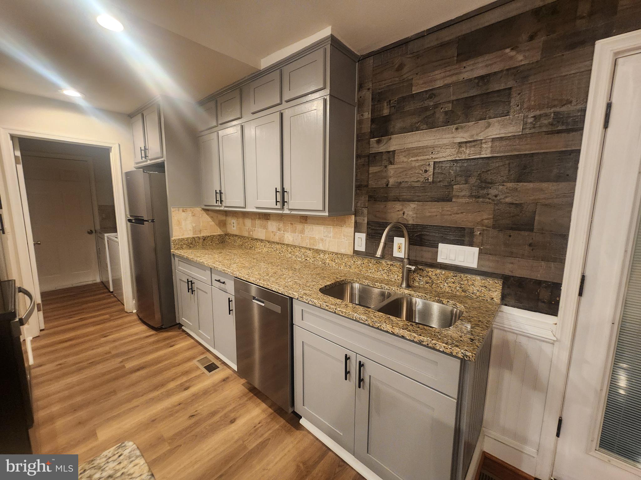 LAKE OF THE WOODS - Residential