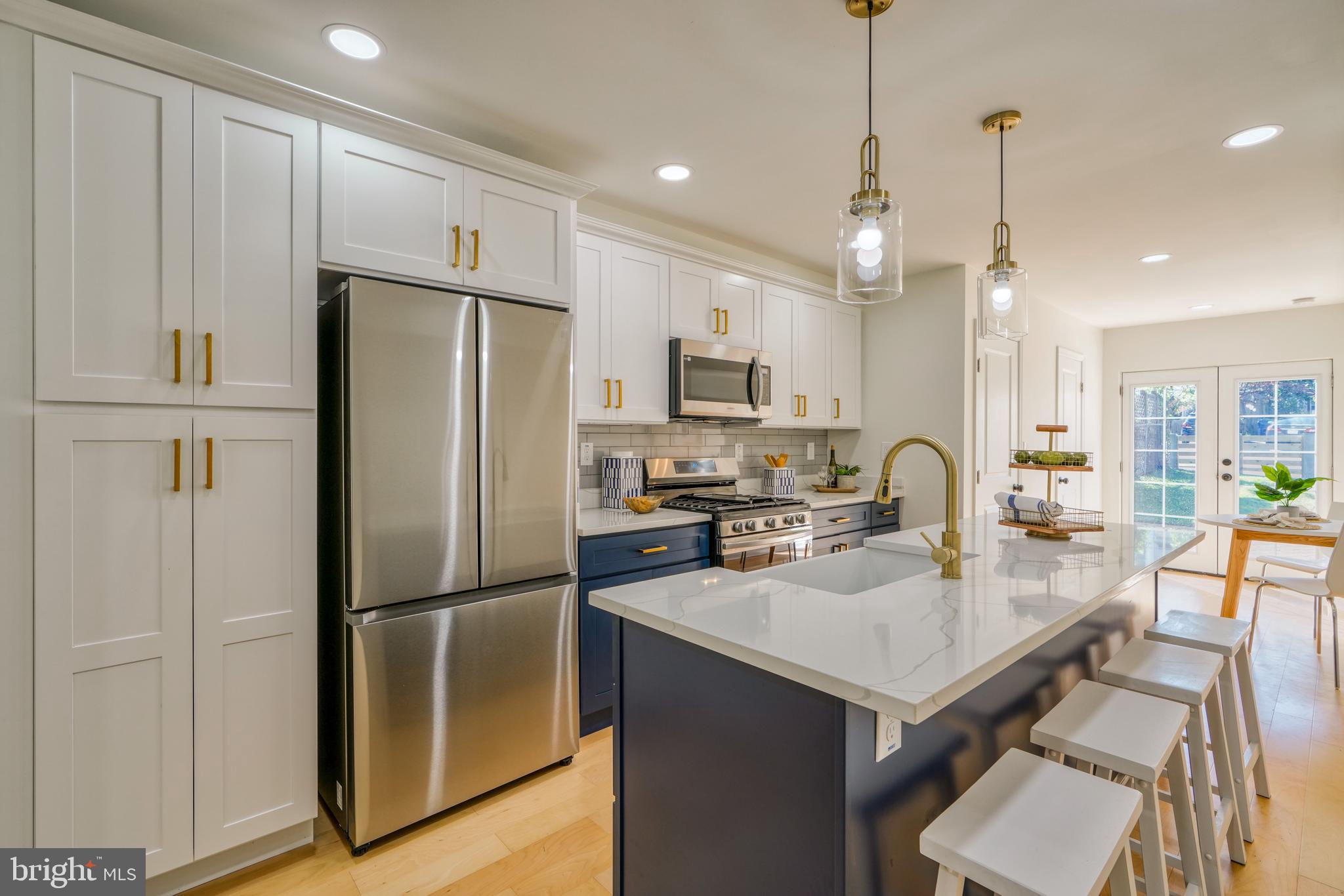 WYMAN PARK HAMPDEN - Residential