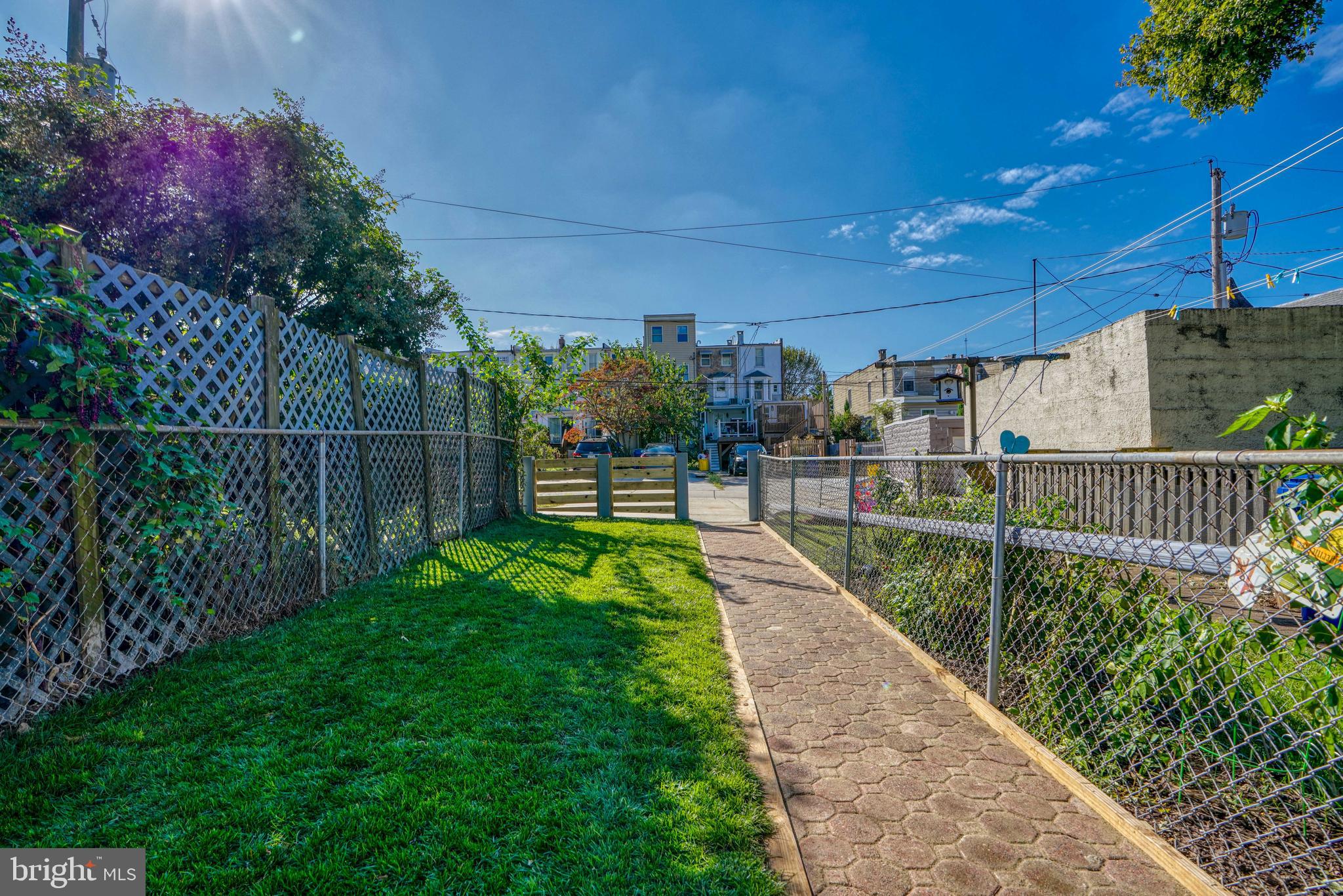 WYMAN PARK HAMPDEN - Residential