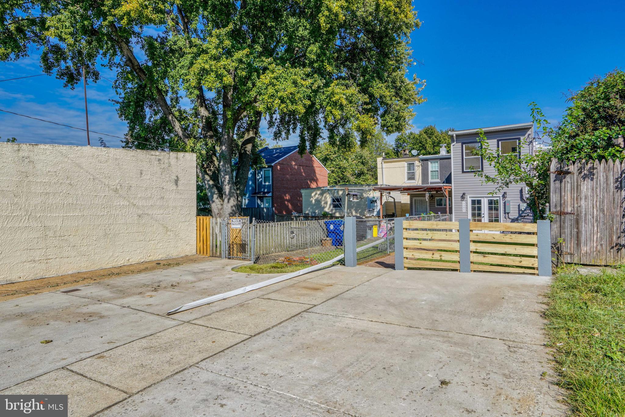 WYMAN PARK HAMPDEN - Residential