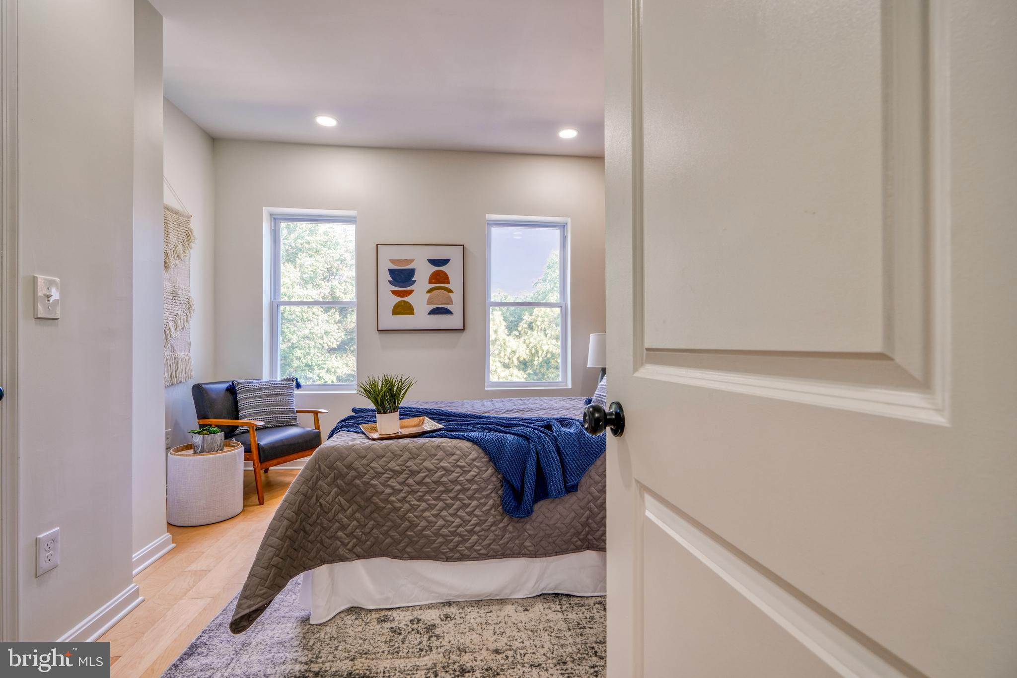 WYMAN PARK HAMPDEN - Residential