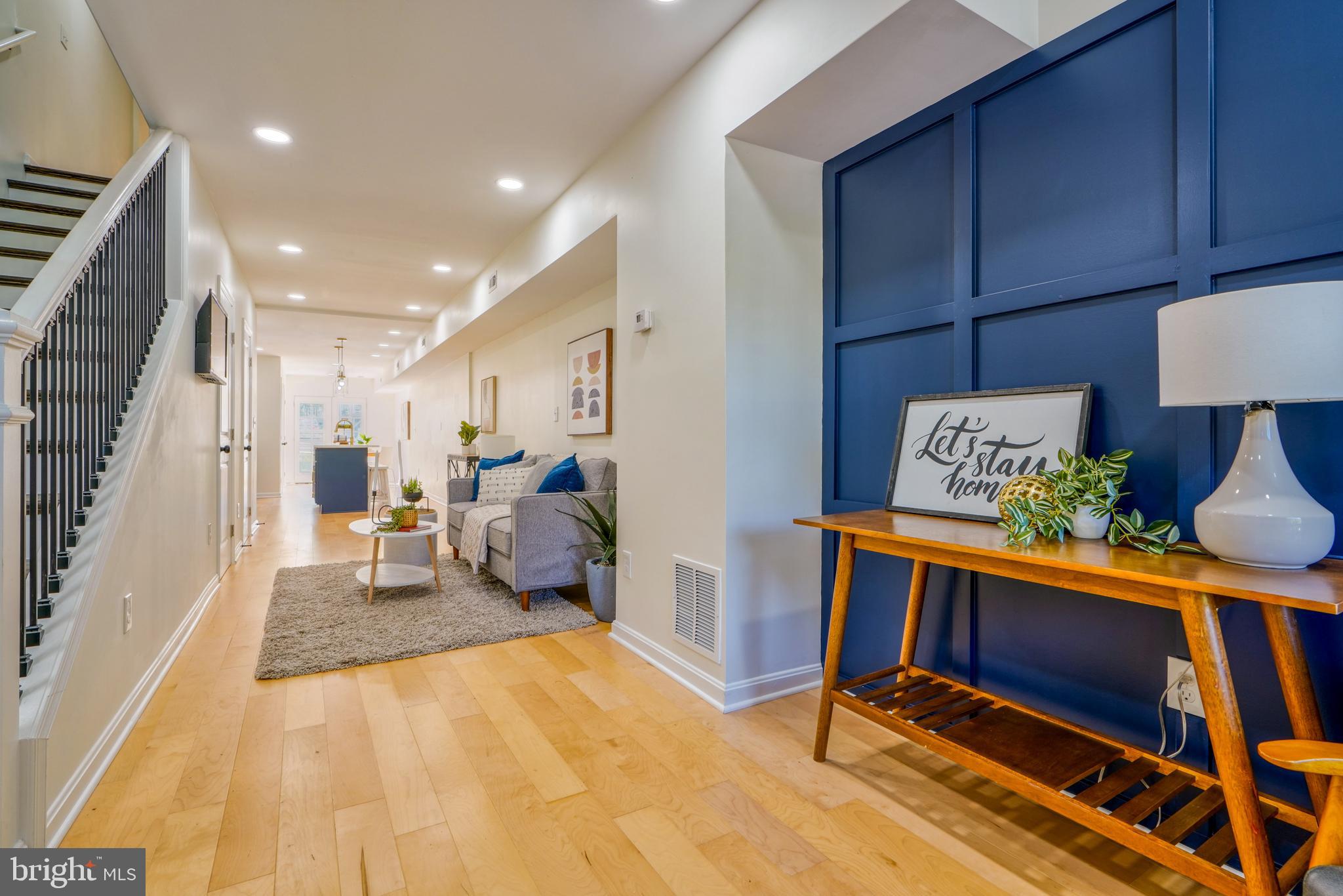 WYMAN PARK HAMPDEN - Residential