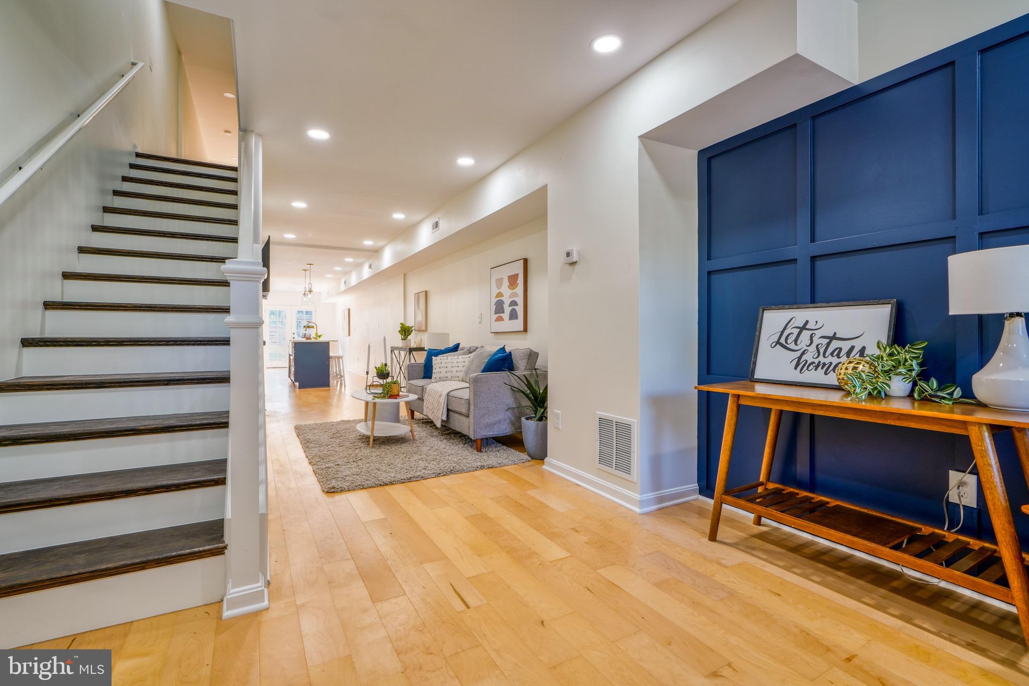 WYMAN PARK HAMPDEN - Residential