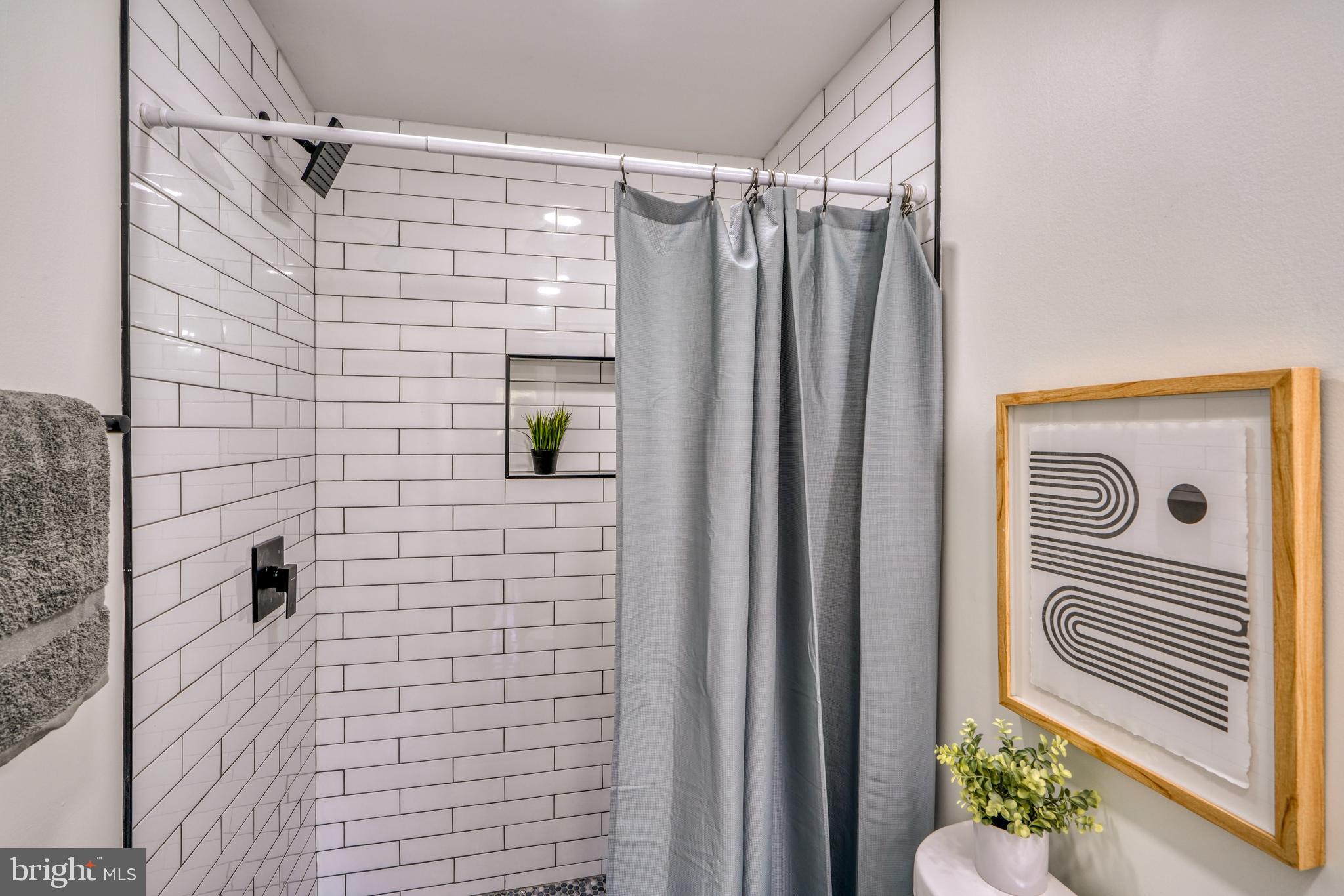 WYMAN PARK HAMPDEN - Residential