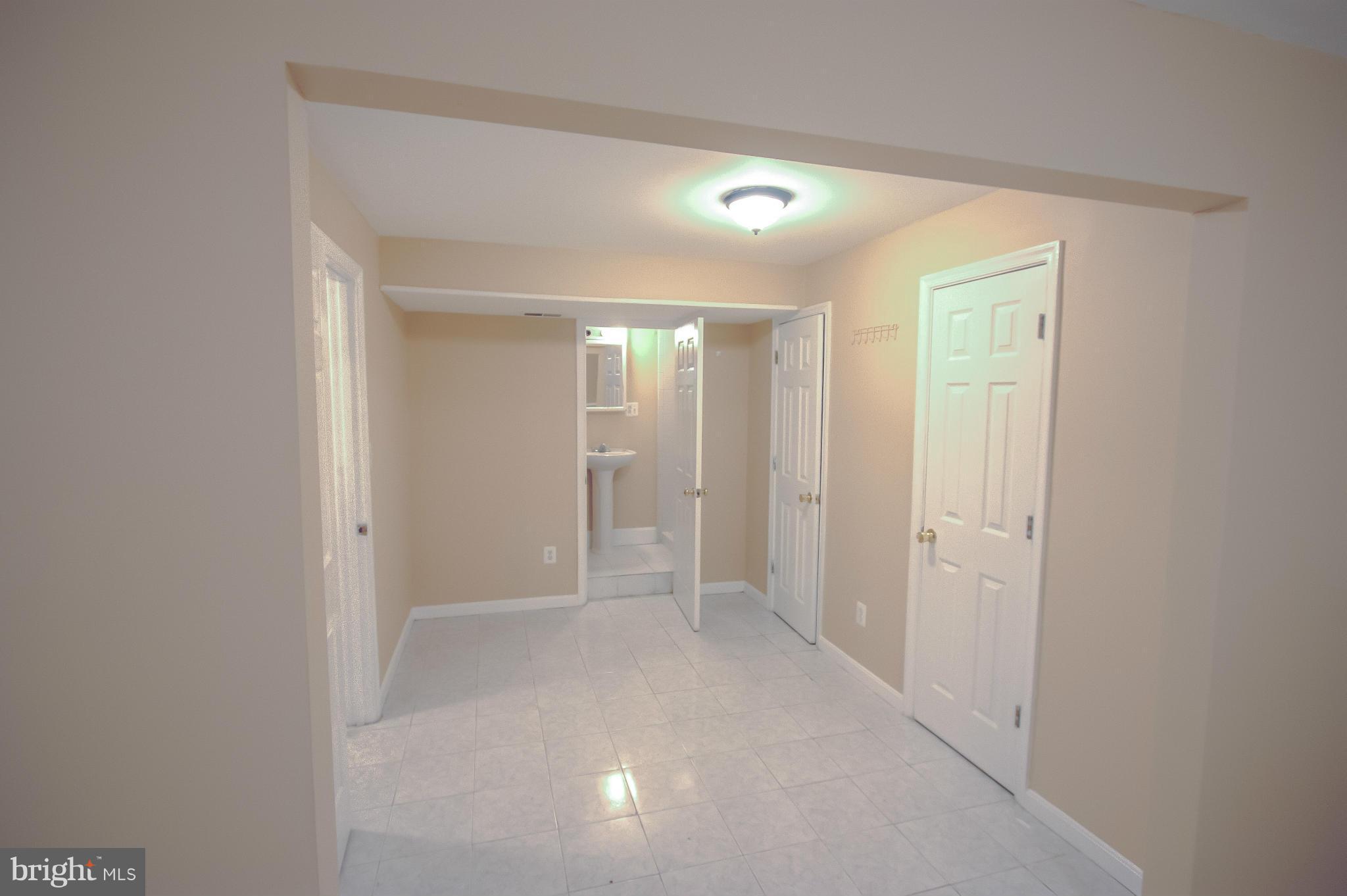 CENTRE RIDGE - Residential