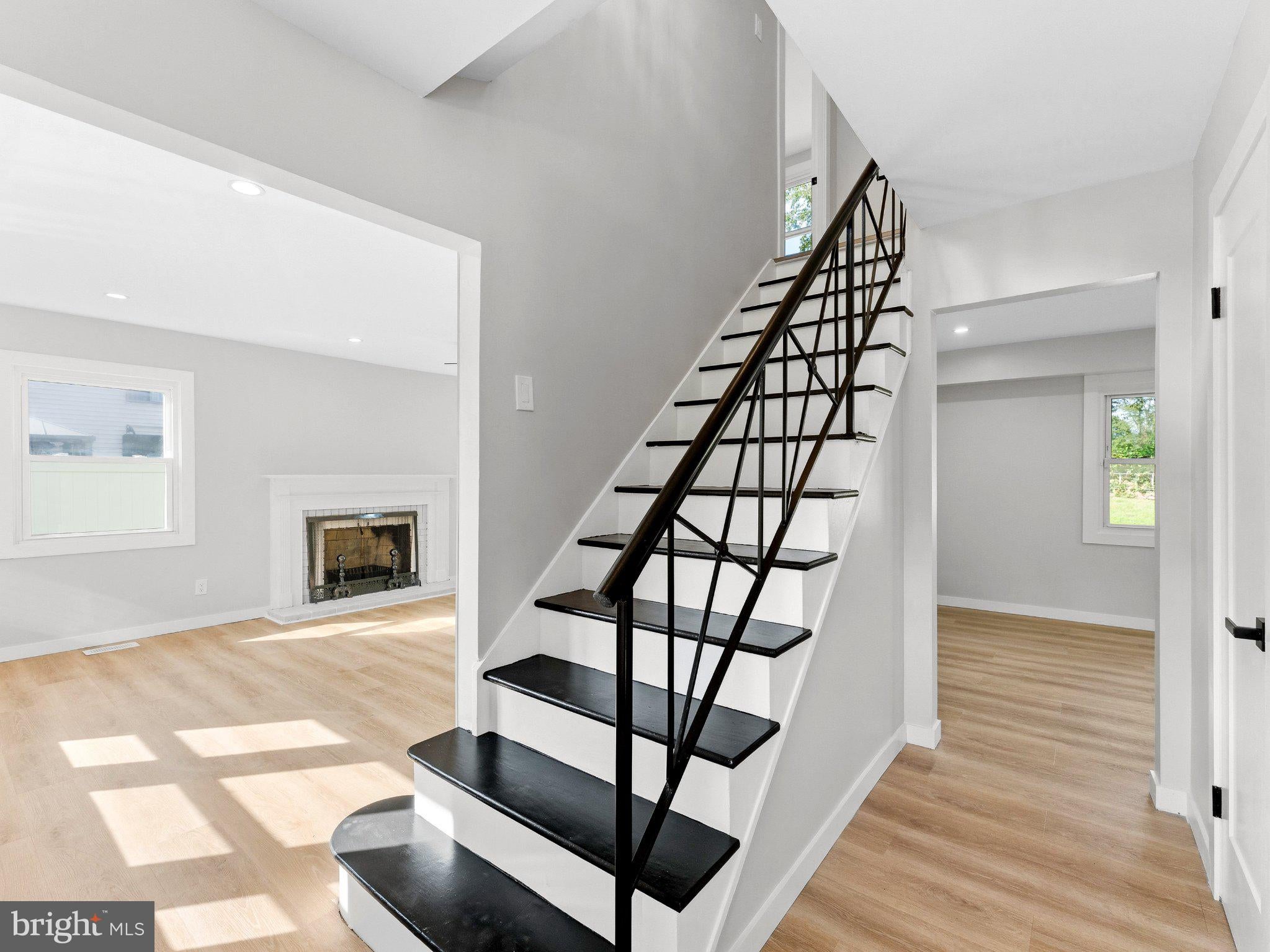 278 TIFFANY LANE