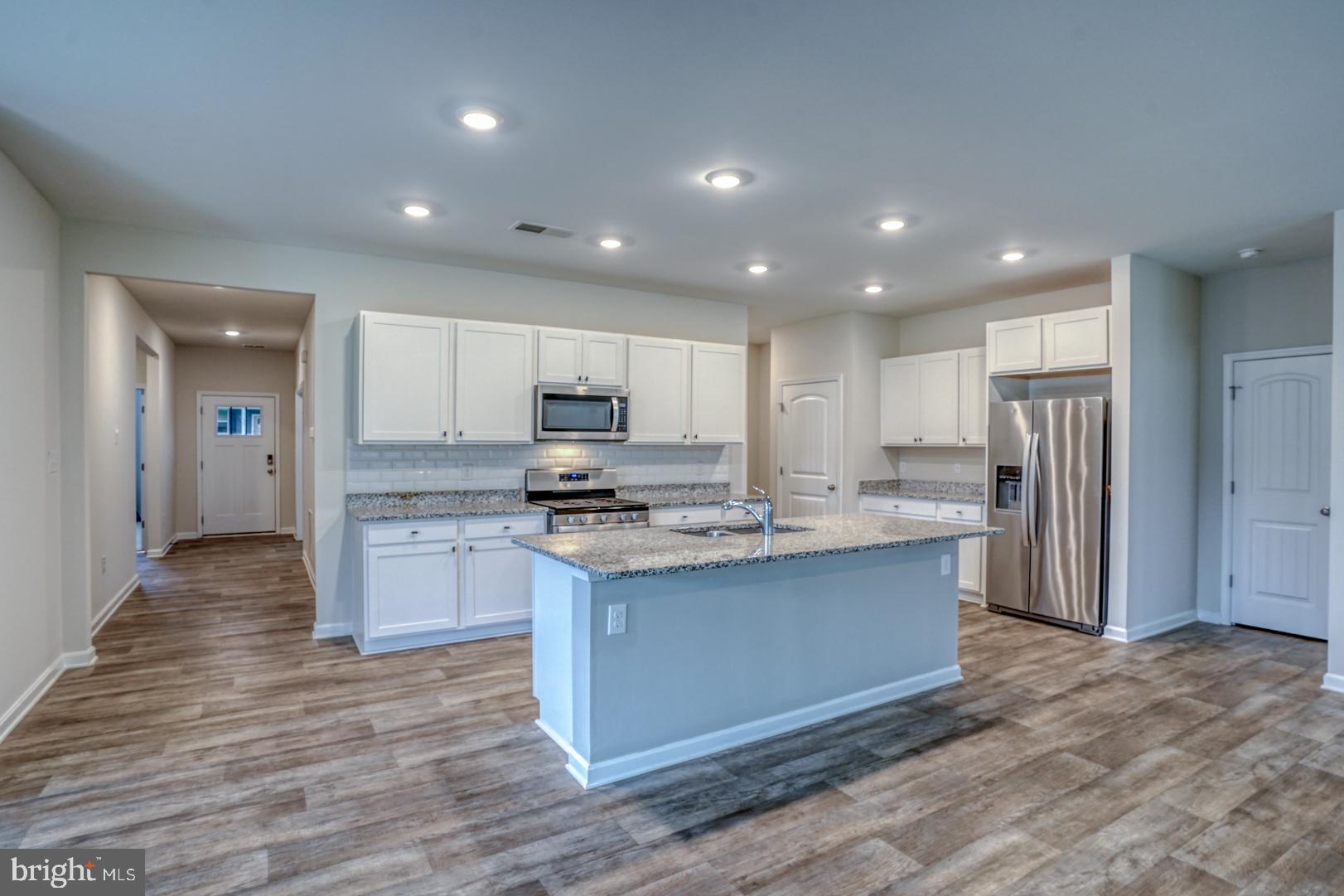 FORTY NINE PINES - Residential Lease