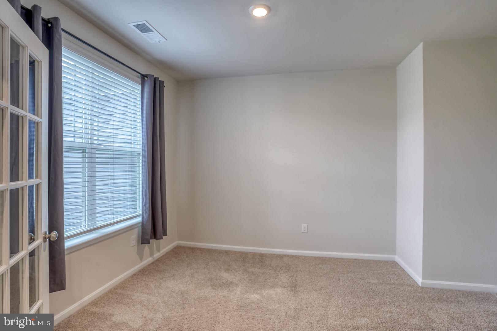 FORTY NINE PINES - Residential Lease