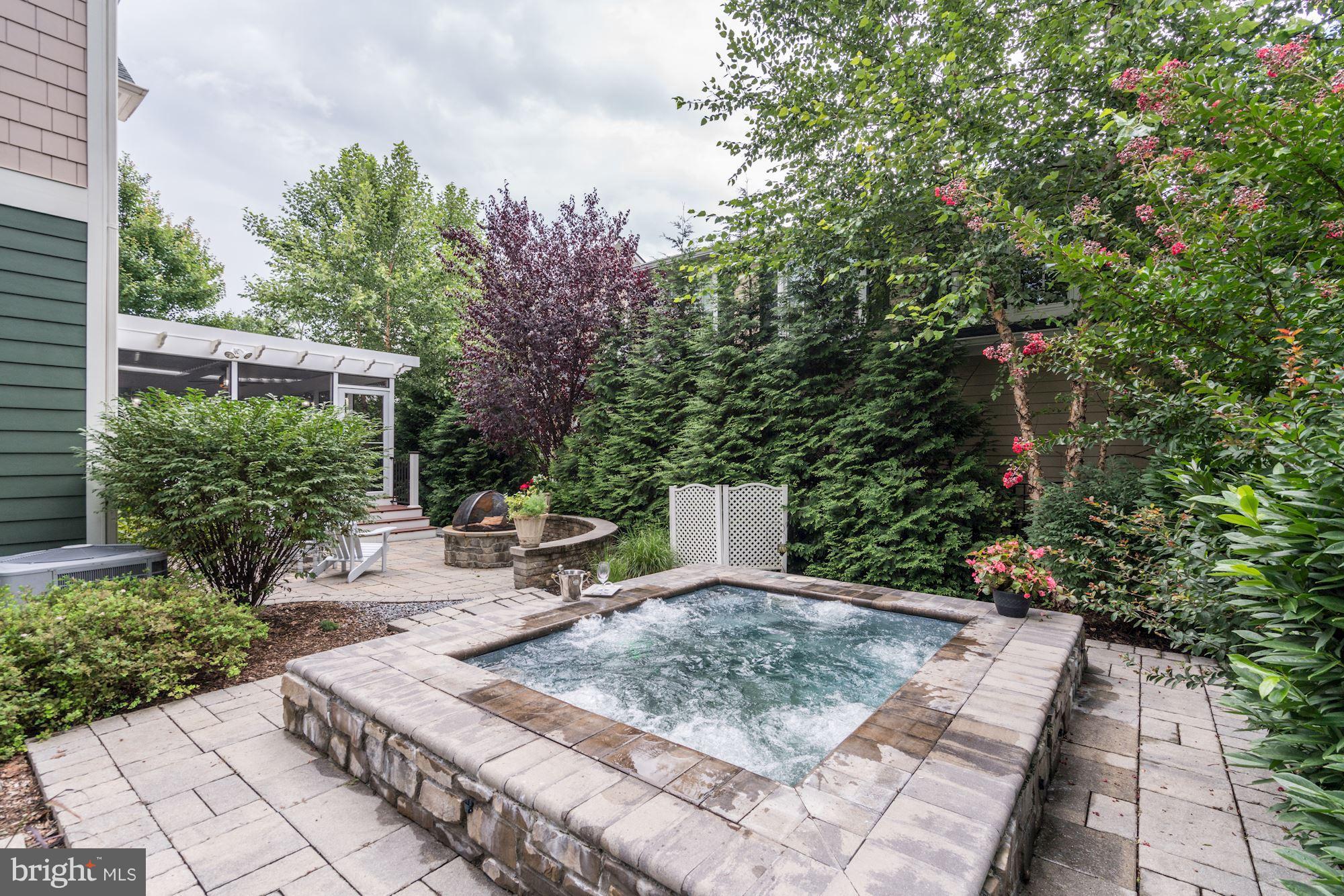 WOODLAND - Residential