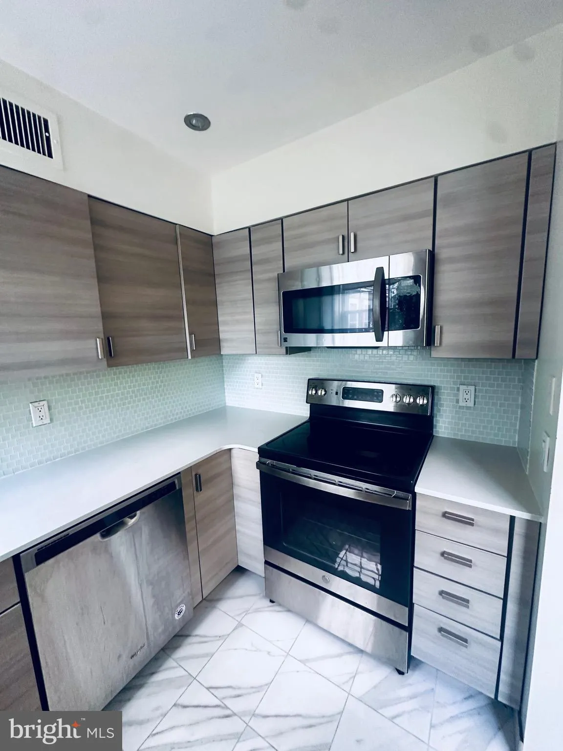 Additional image 28 of 3831 Newark Street NW Unit F450, Washington, DC 20016