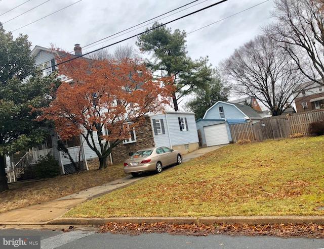 ARBUTUS HEIGHTS - Residential