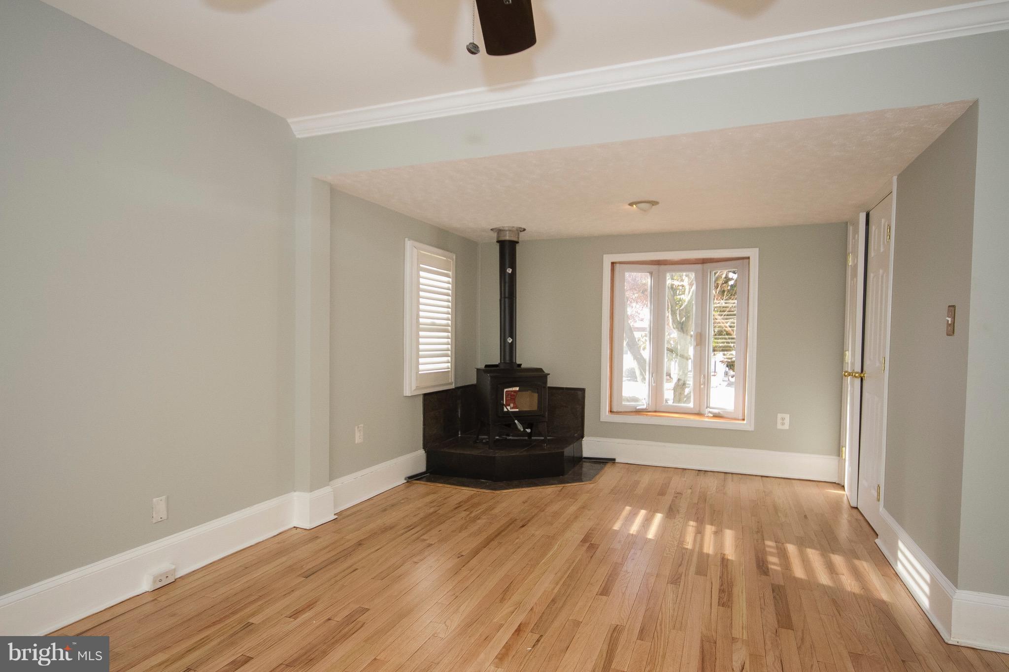 ARBUTUS HEIGHTS - Residential