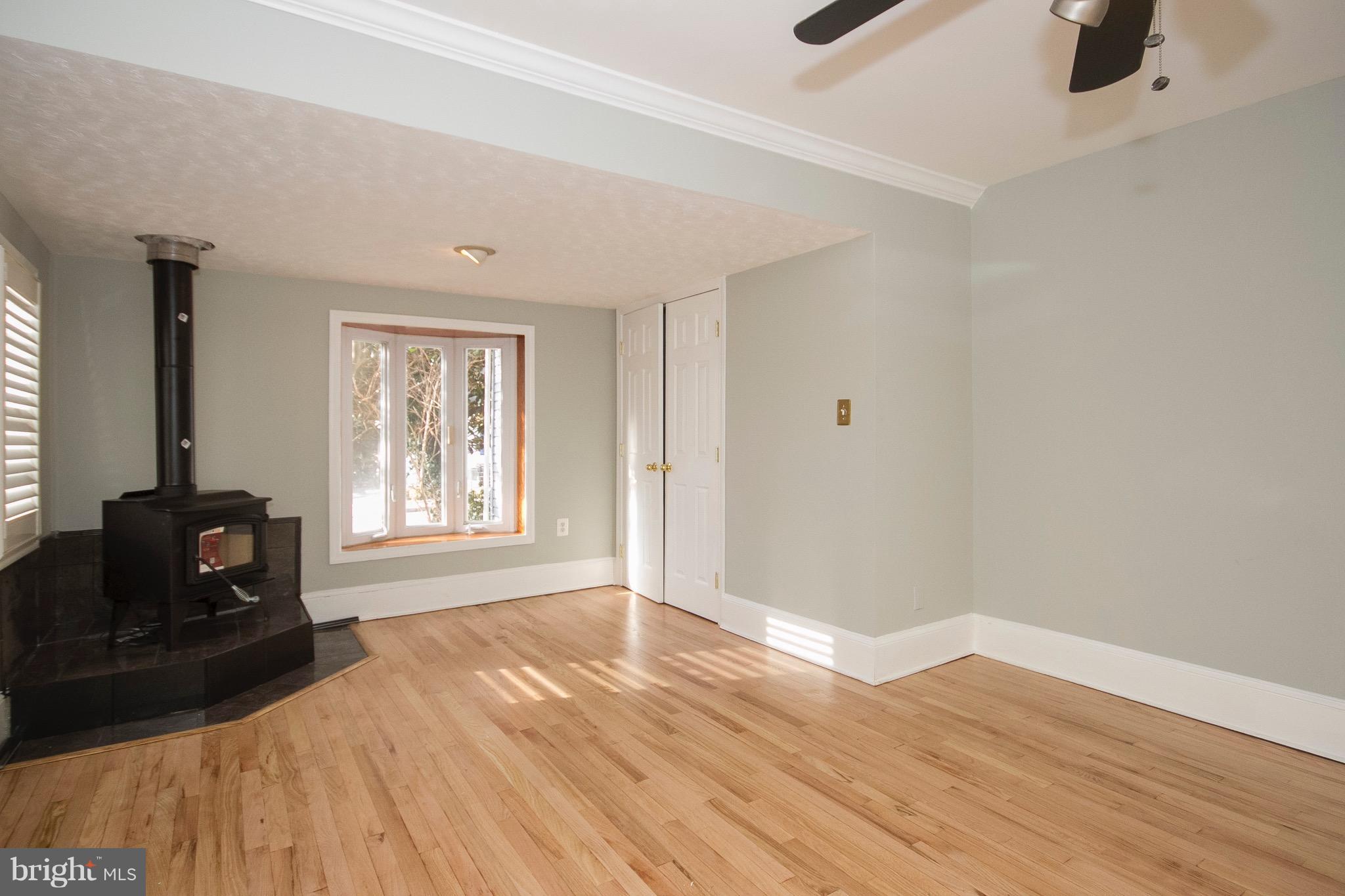 ARBUTUS HEIGHTS - Residential