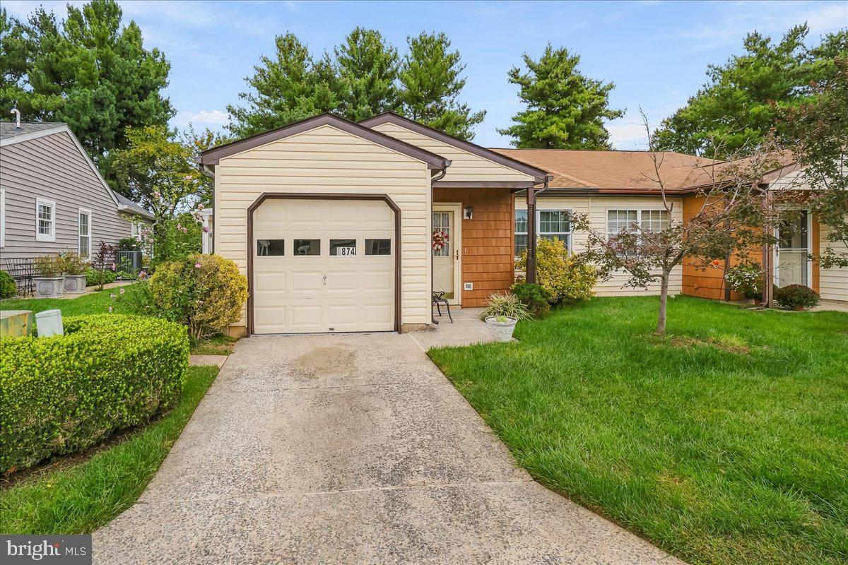 6874 BUTTONWOOD COURT