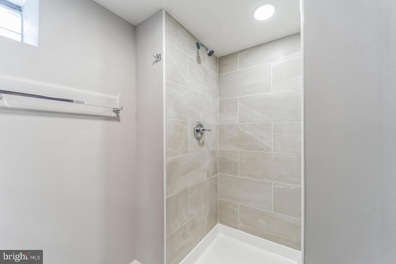 GLEN - Residential Lease