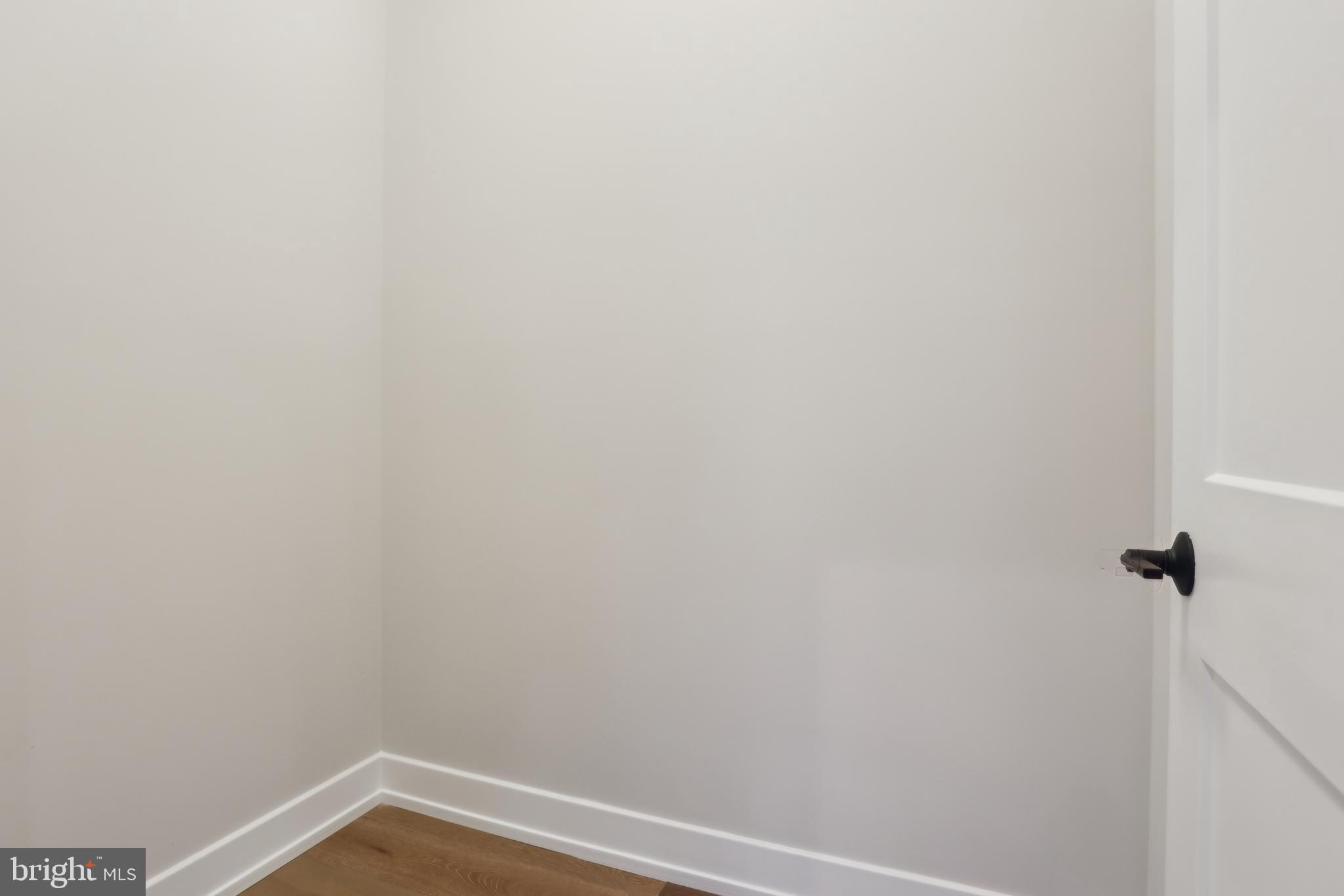 OAKWOOD - Residential